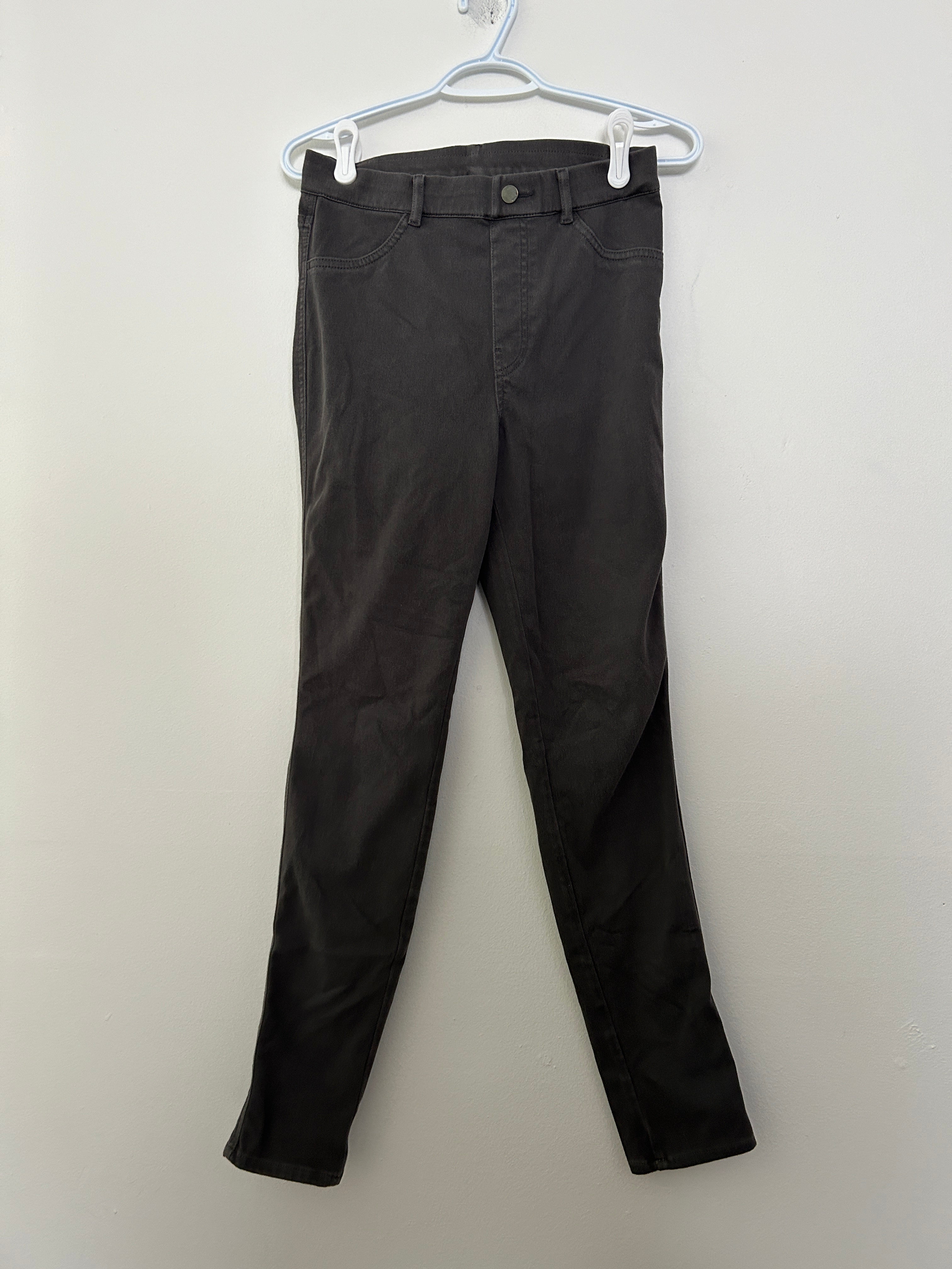 Pantalon gris ajusté Uniqlo