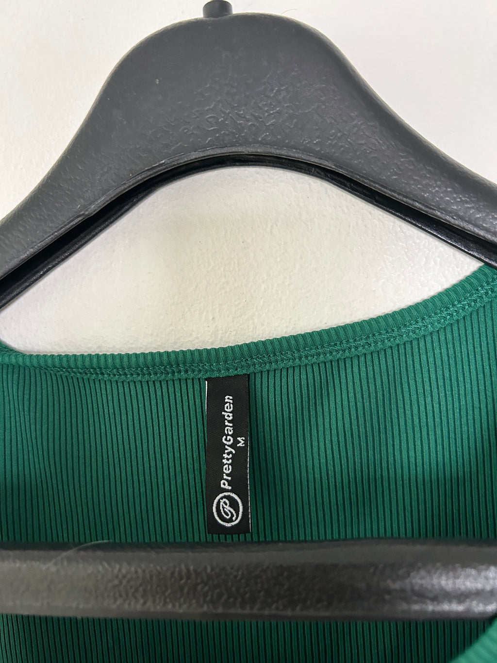 Débardeur côtelé vert – PrettyGarden