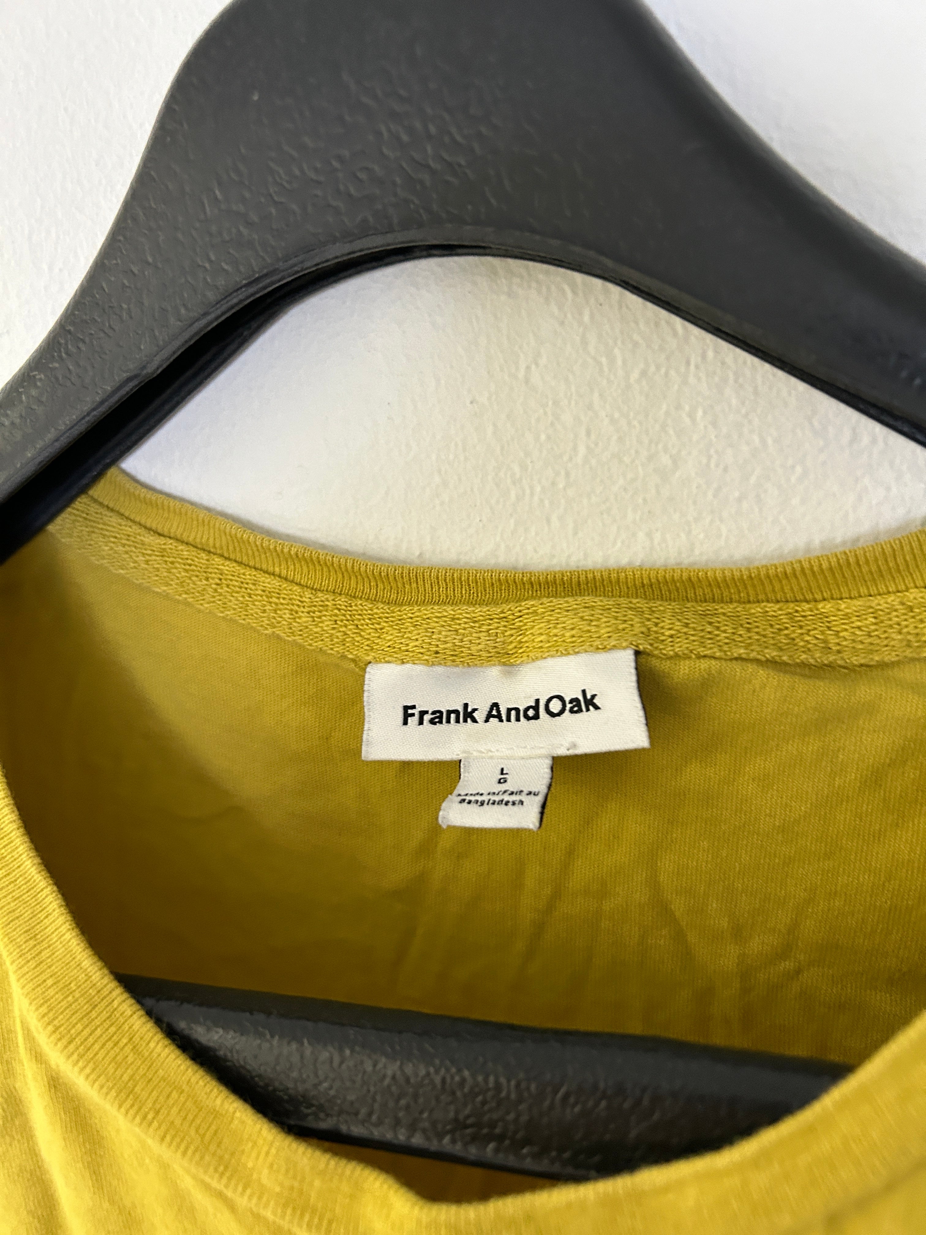 T-shirt jaune moutarde avec poche poitrine – Frank And Oak