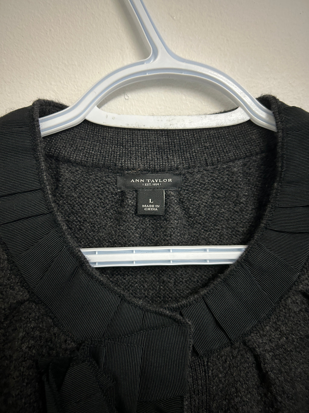 Ann Taylor – Veste texturée à ruban Charcoal