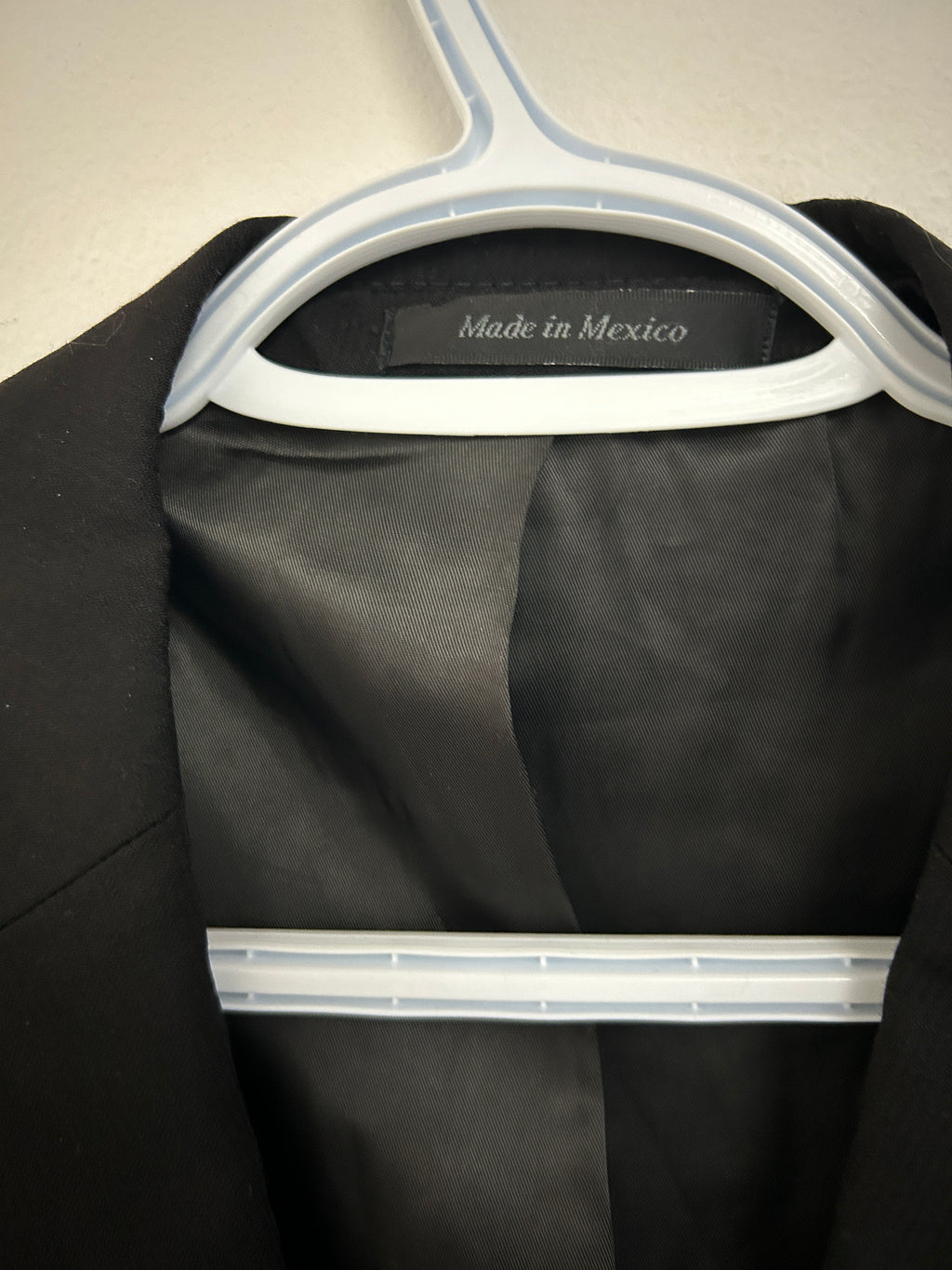 Calvin Klein – Veston noir formel Lord & Taylor