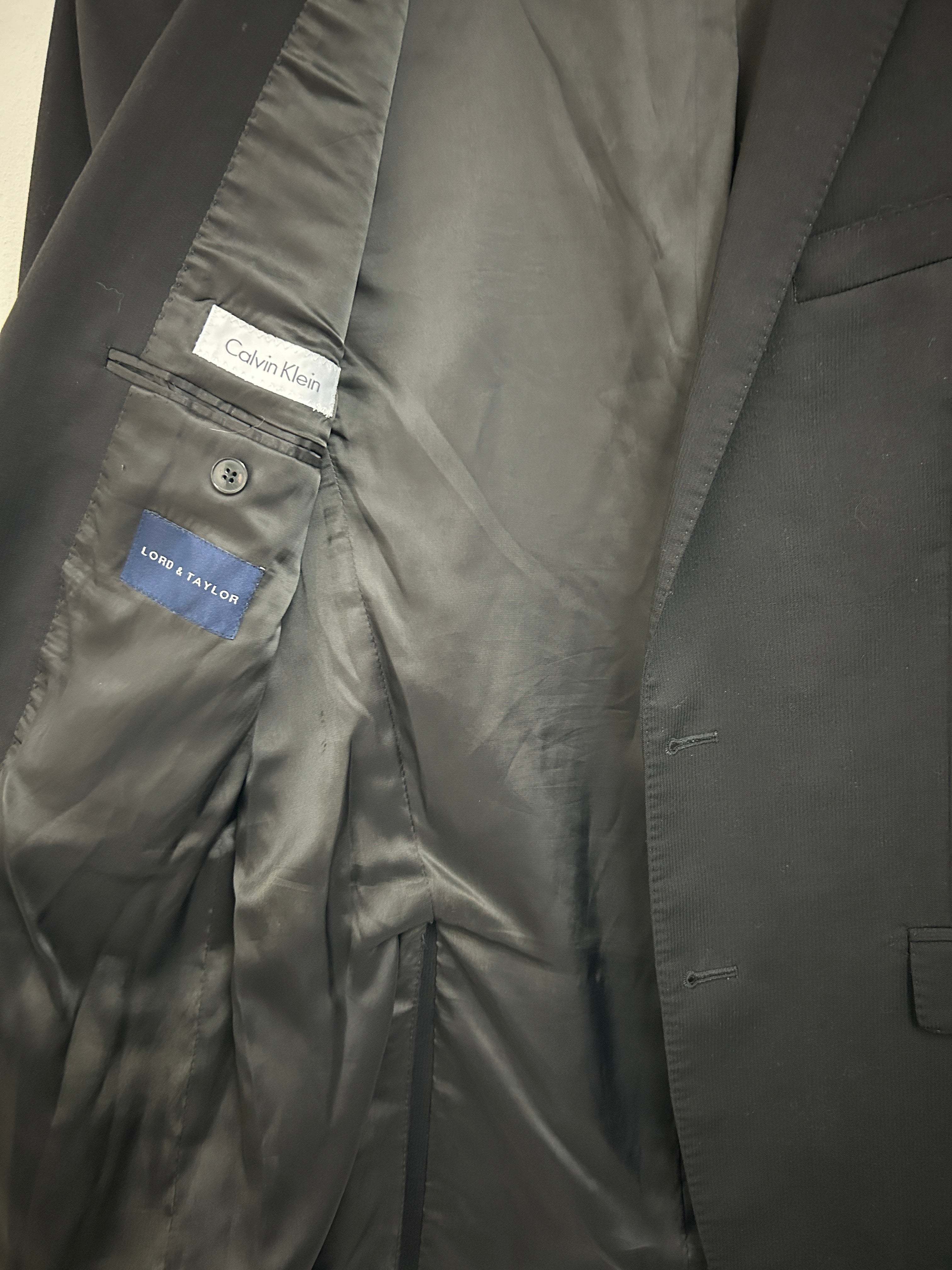 Calvin Klein – Veston noir formel Lord & Taylor