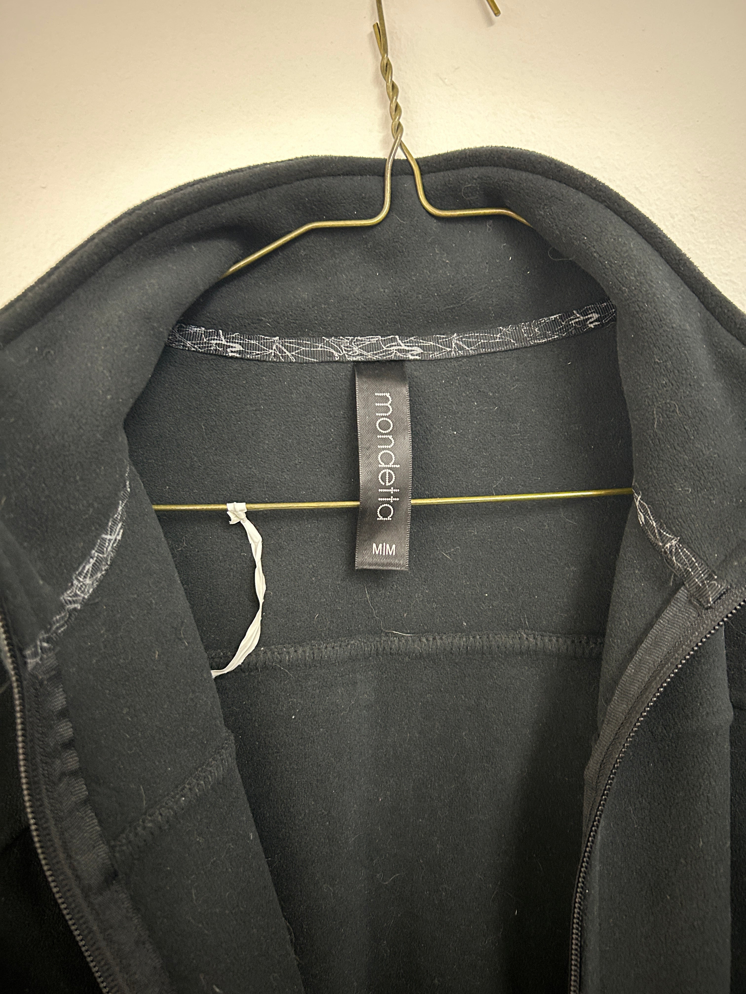 Mondetta – Manteau polaire noir coupe basse à fermeture éclair