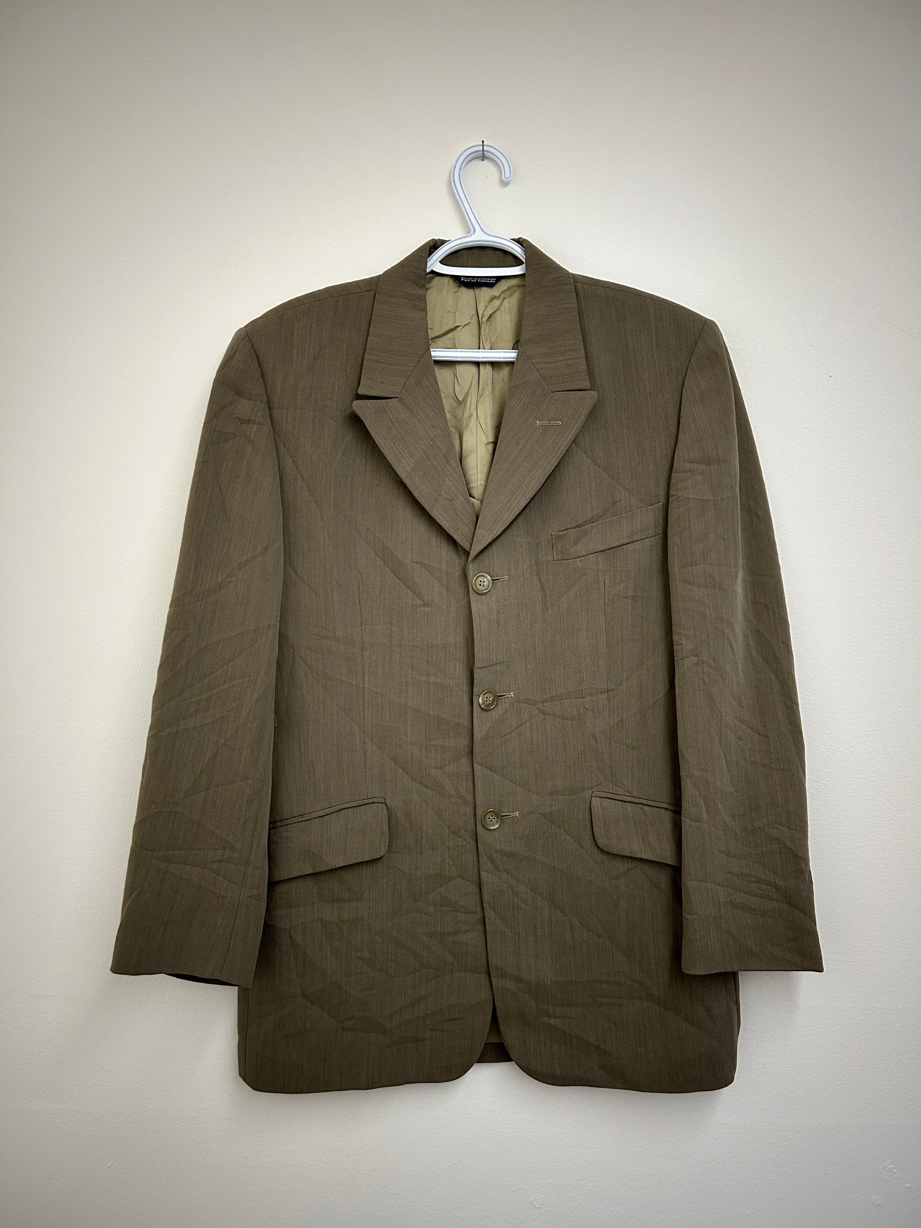 AMERICA – Veston beige classique fait au Canada