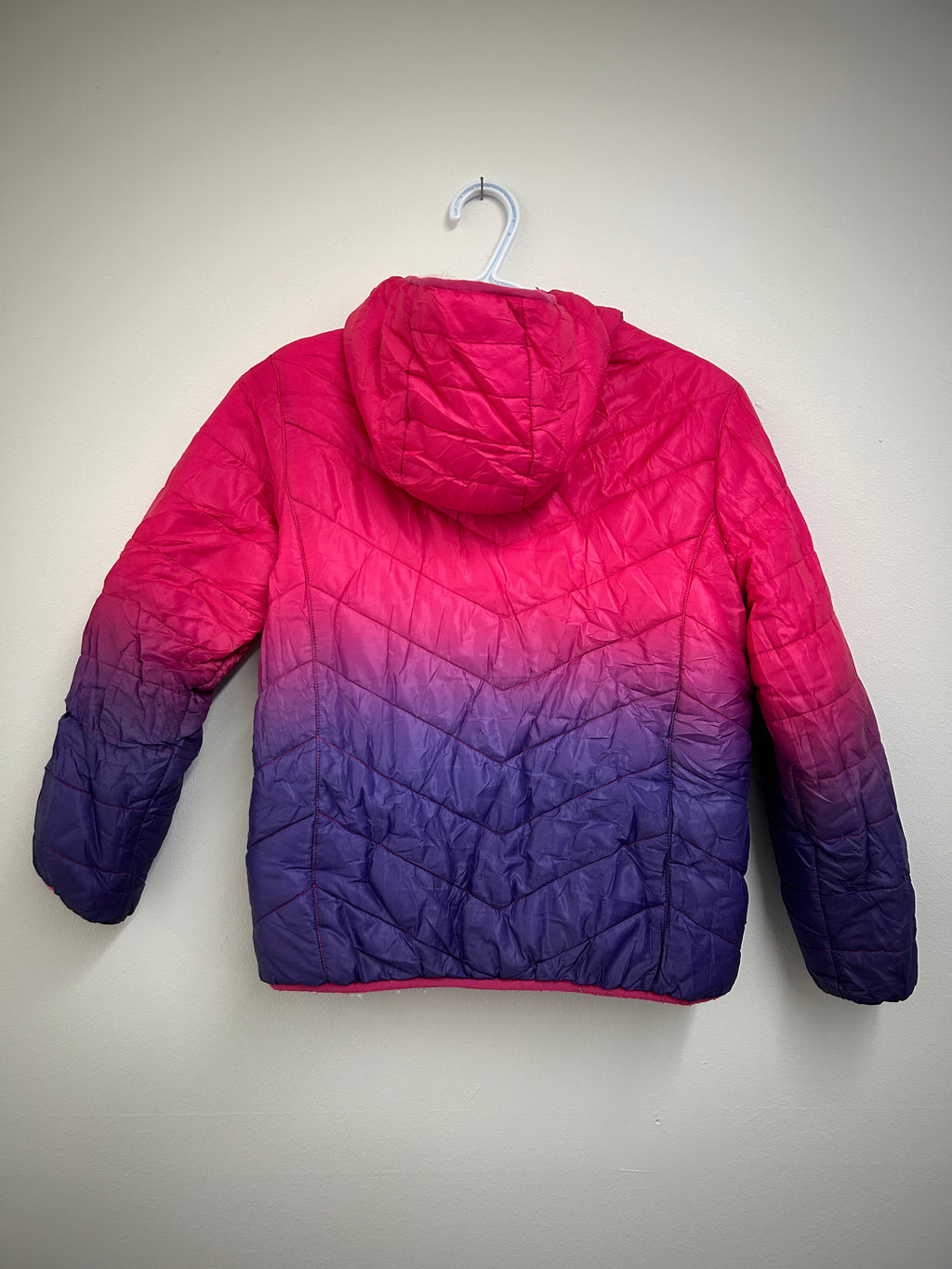 Manteau dégradé rose et mauve doublé en peluche