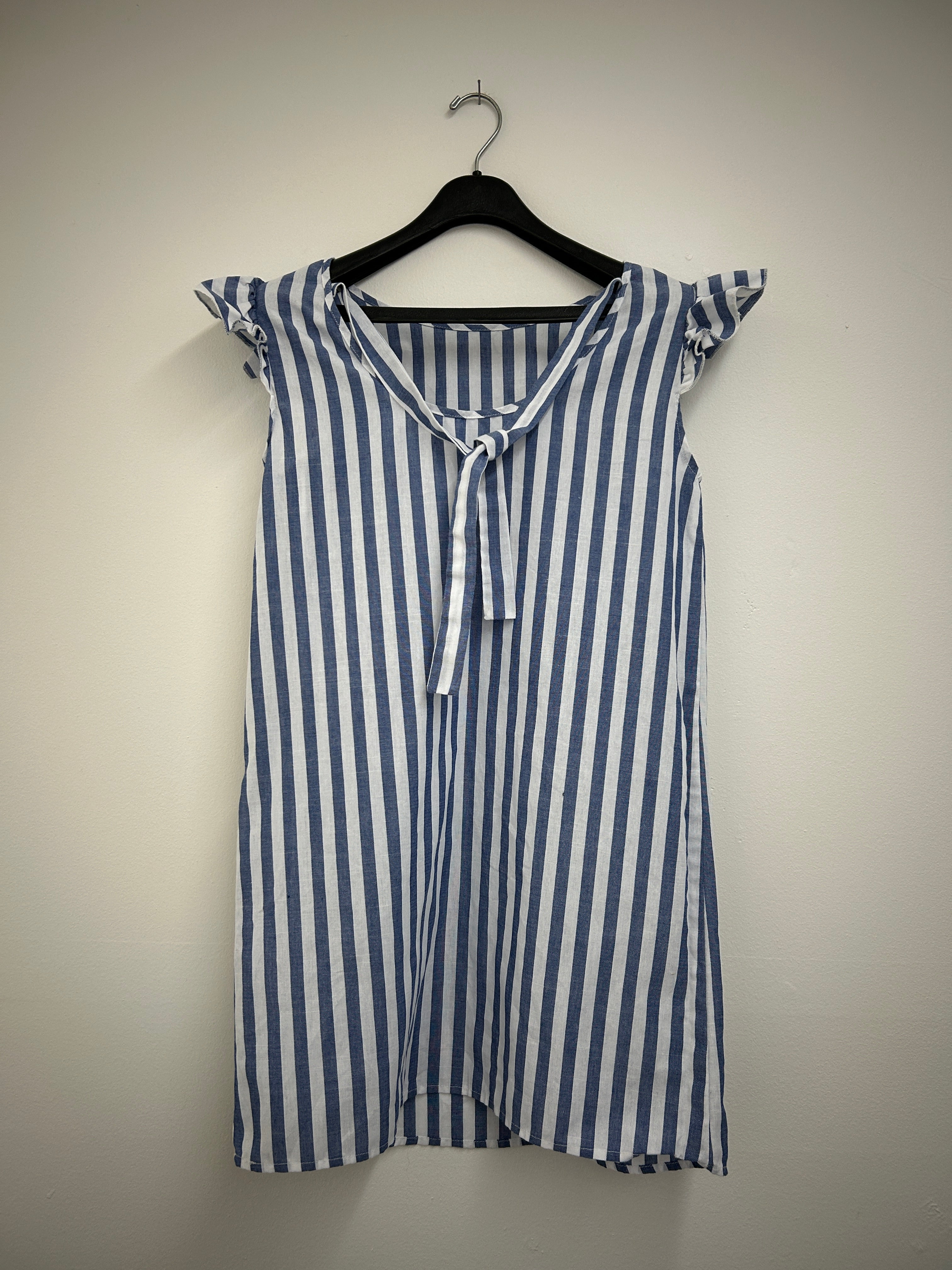 Robe hauts corps rayée bleu et blanc à nœud