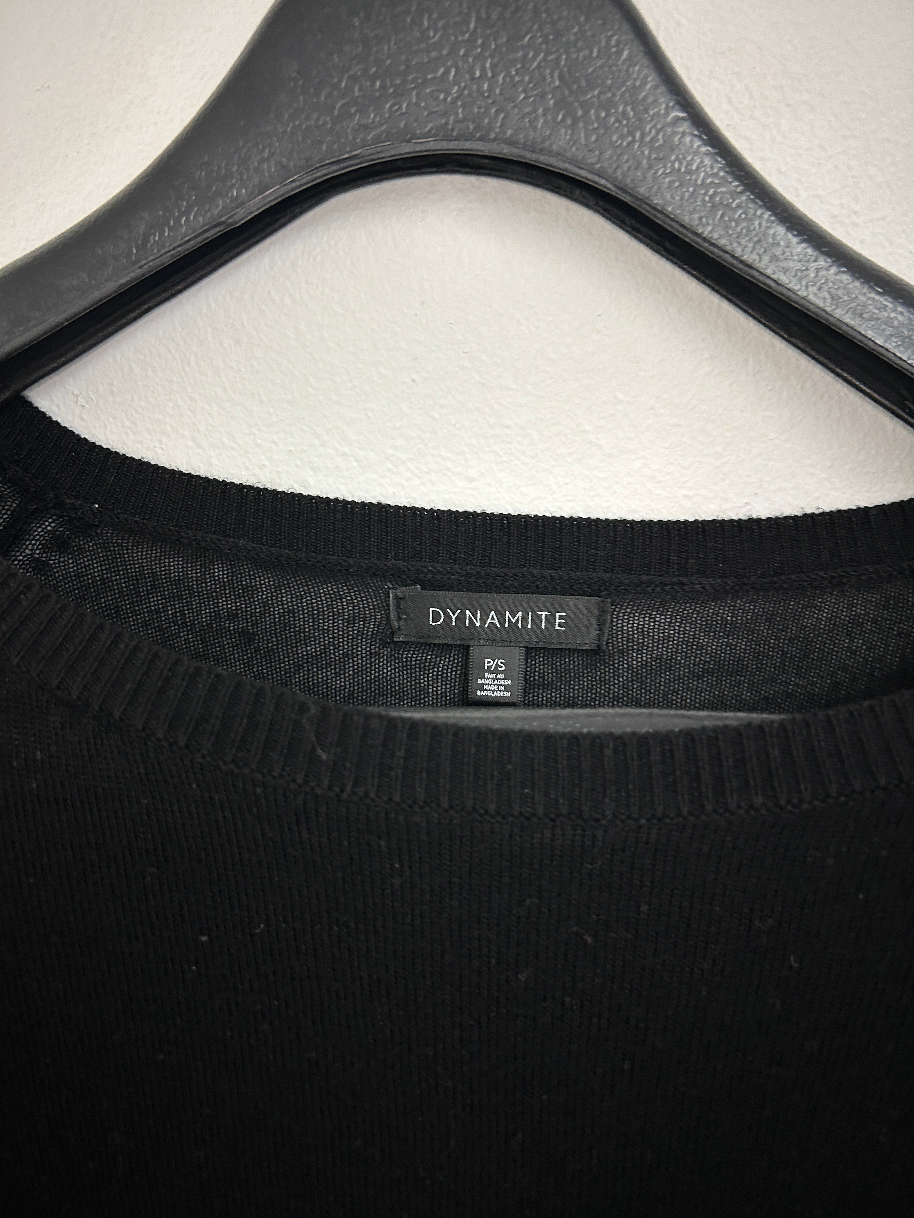 Chandail mince noir classique à manches longues