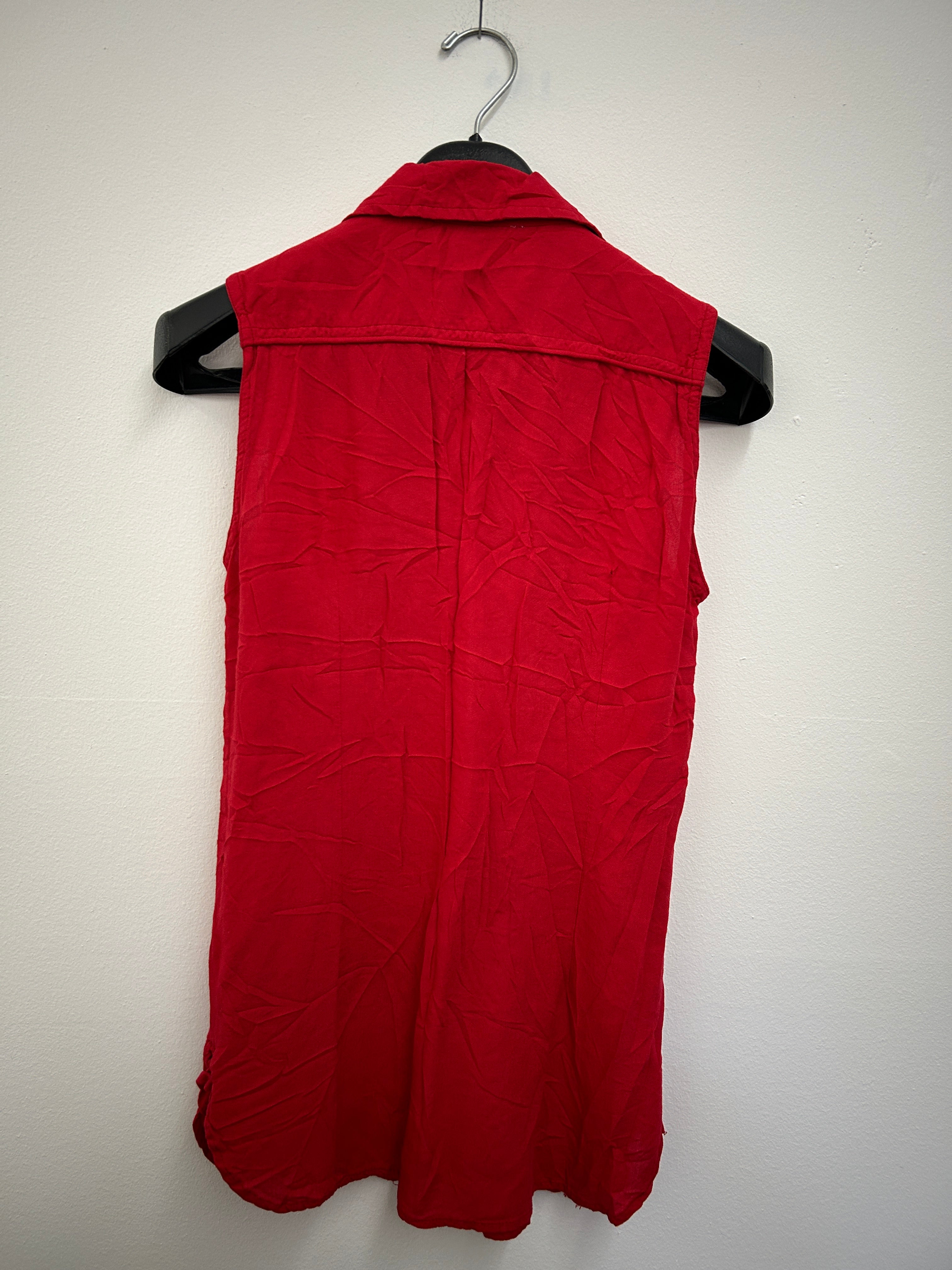 Blouse sans manches à fleurs