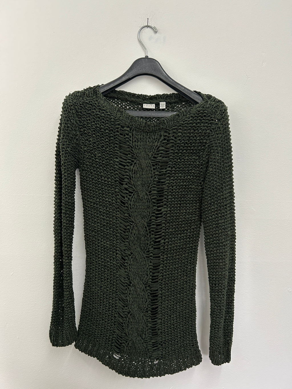 Chandail tricoté vert kaki vert forêt