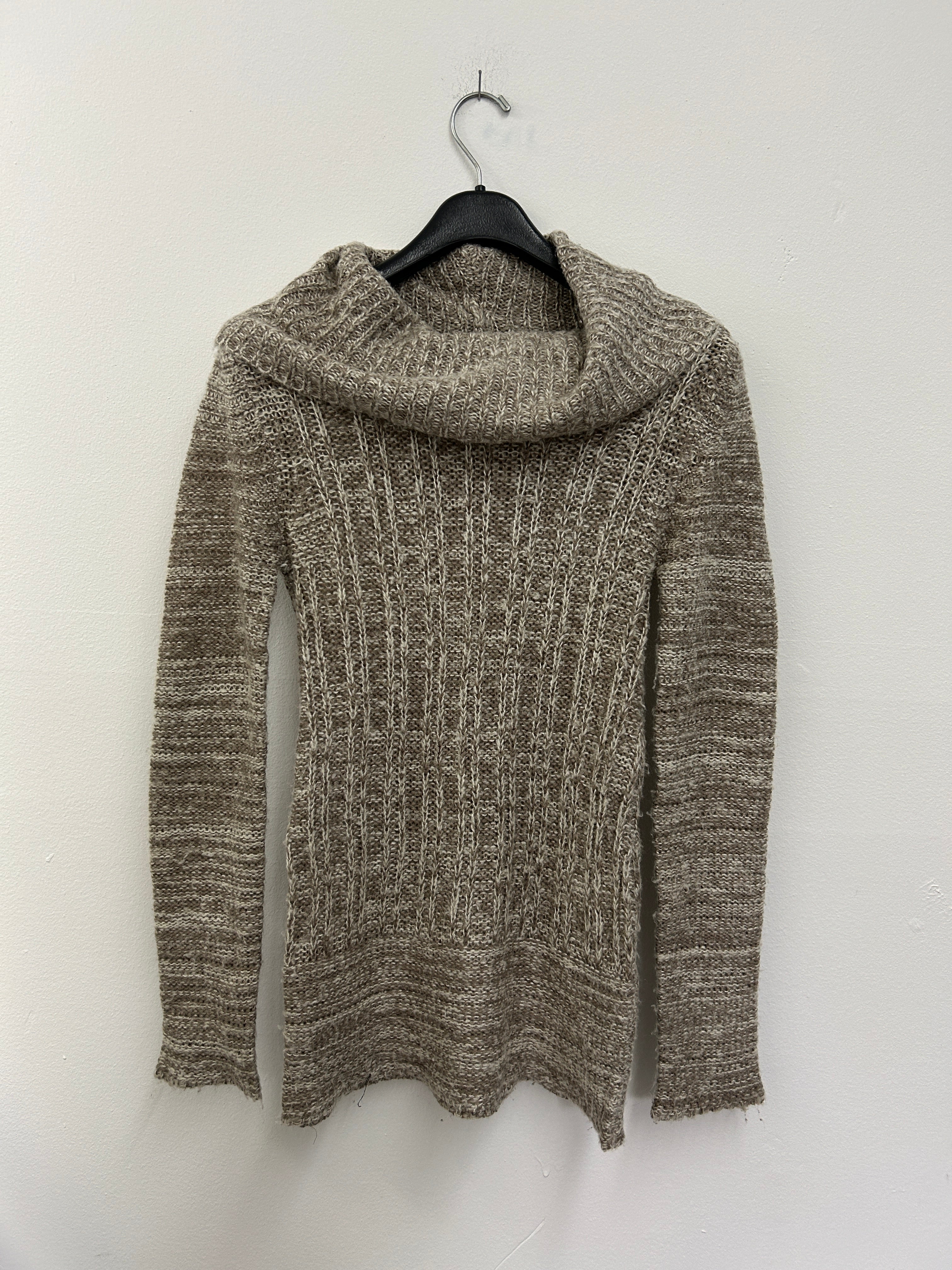 Chandail à col roulé large beige chiné