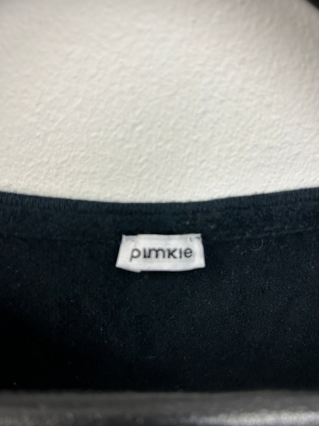 Cardigan noir léger à boutons