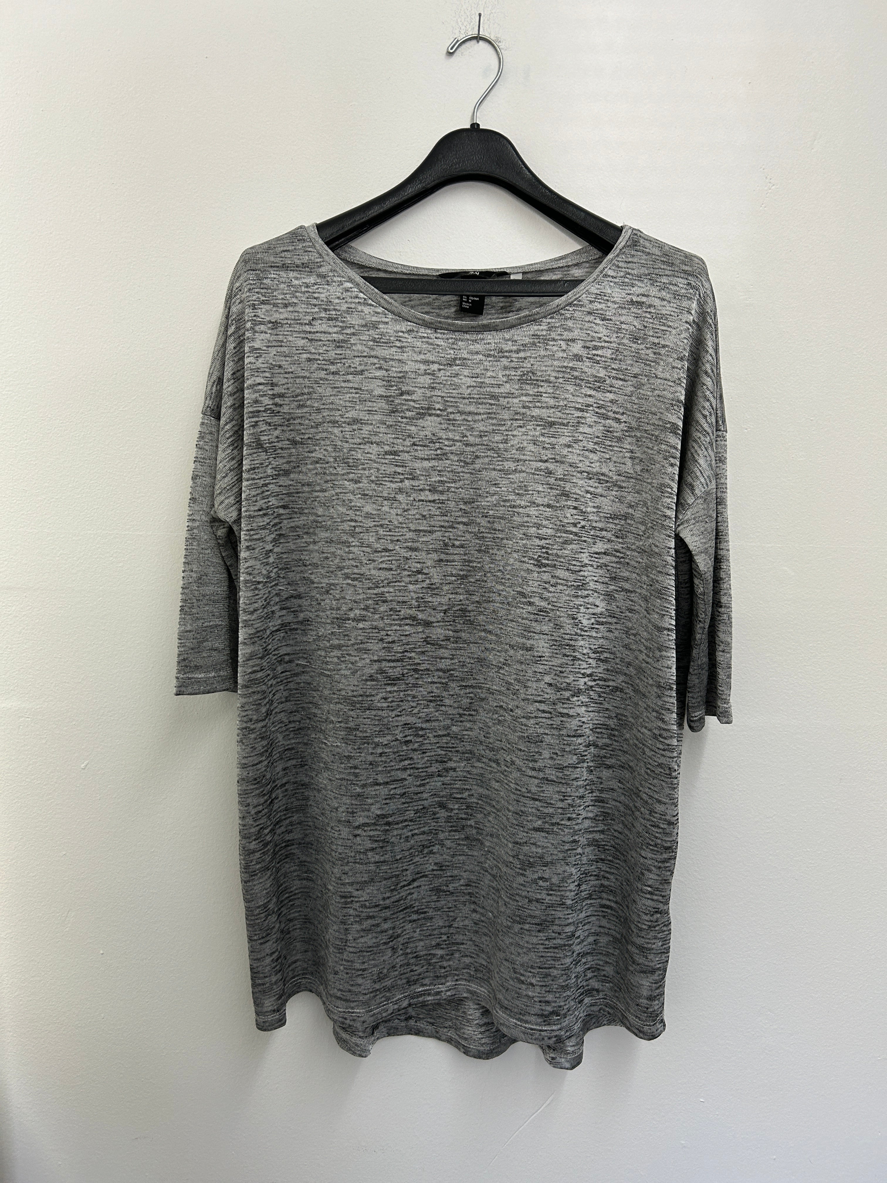 T-shirt ample gris chiné