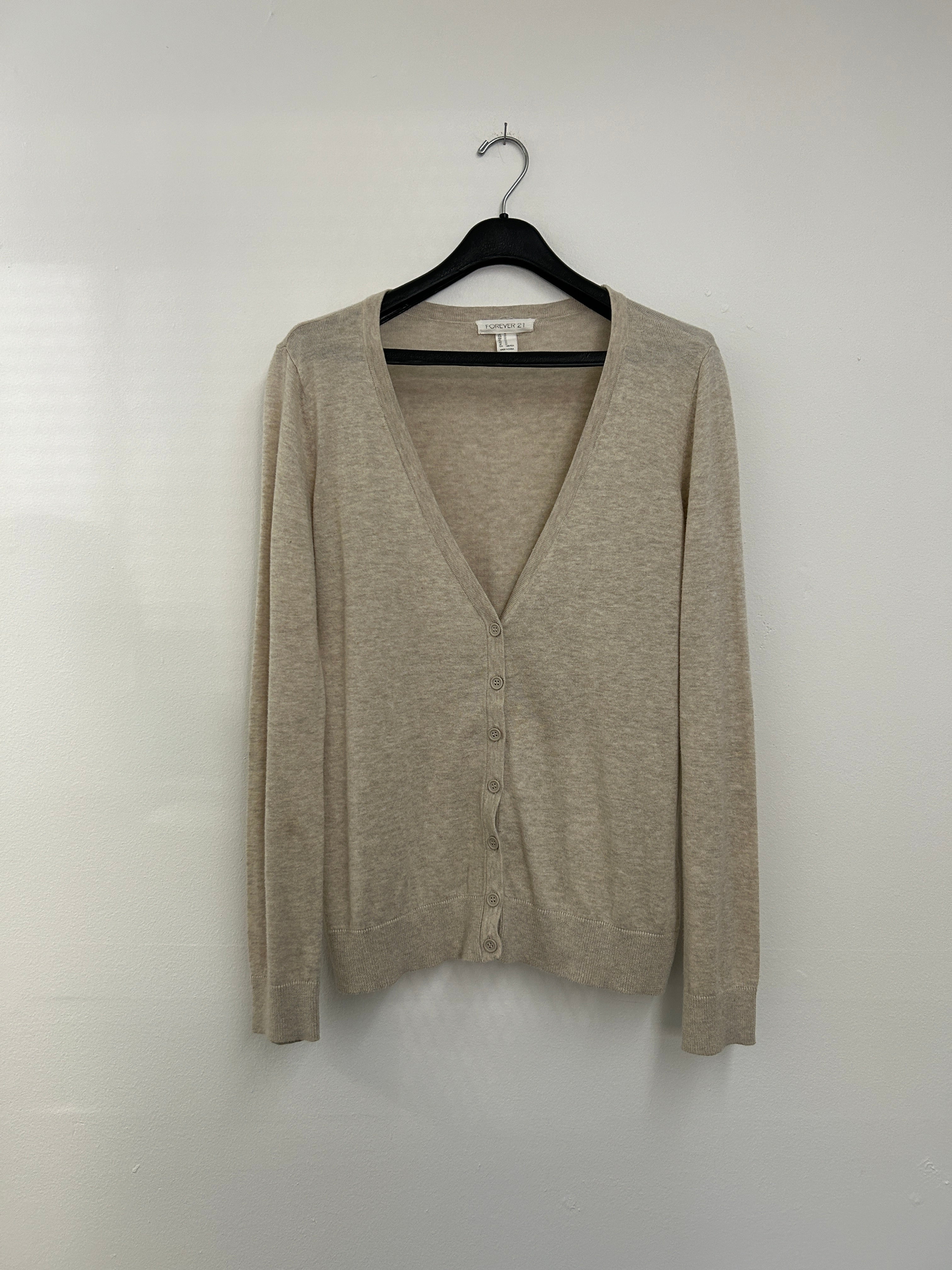 Cardigan beige classique à boutons