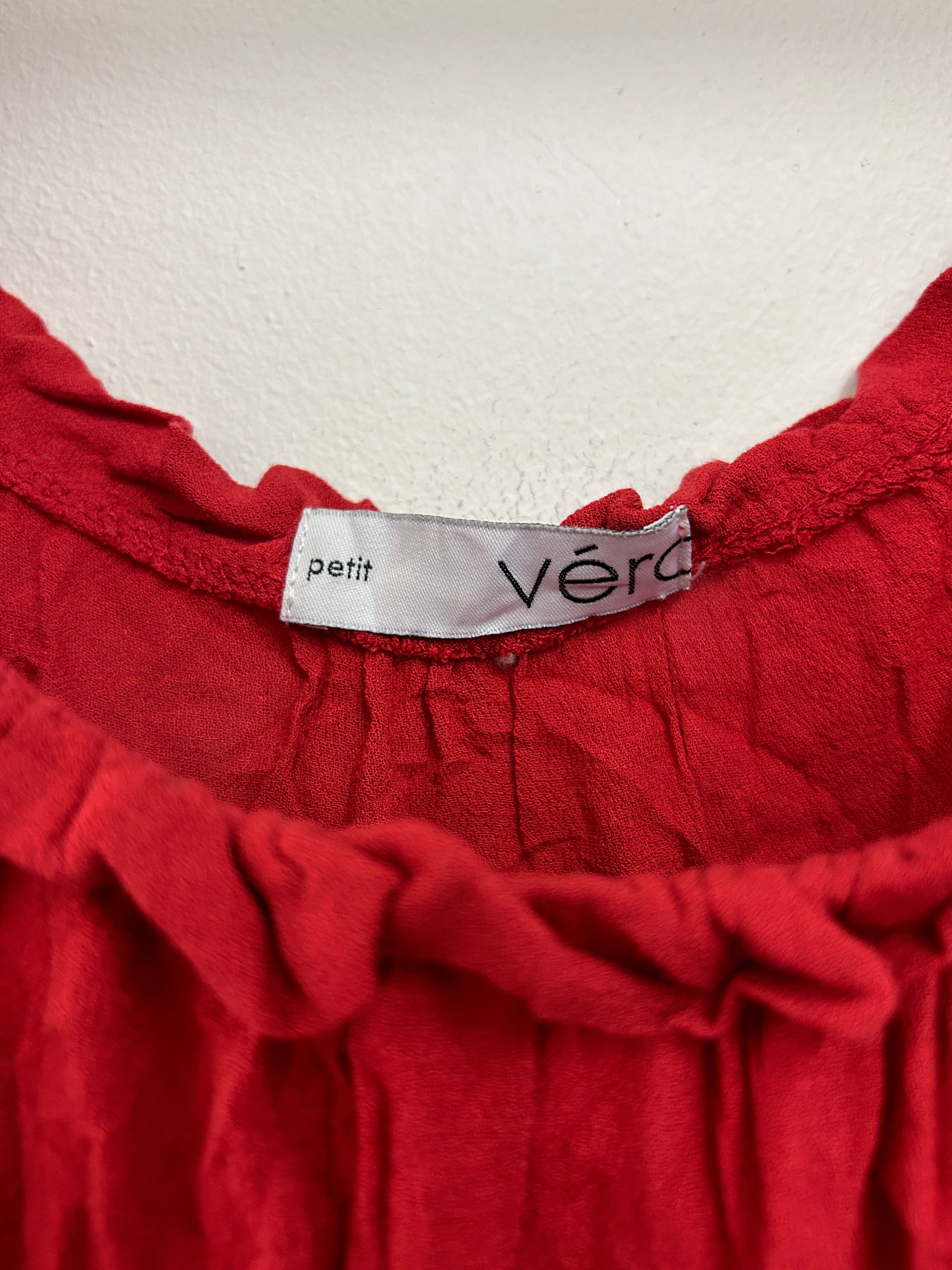 Blouse ample rouge froncée