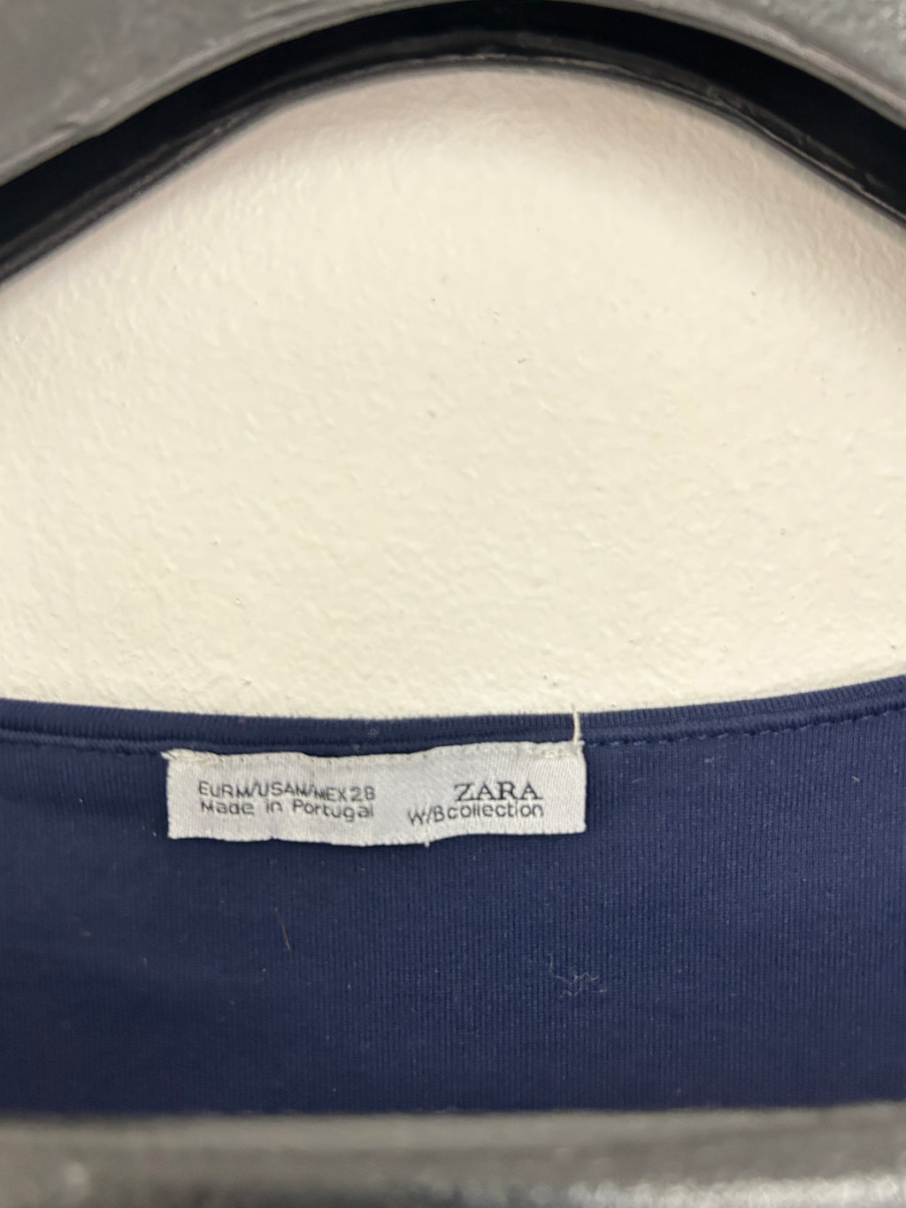 Camisole bleu marine minimaliste