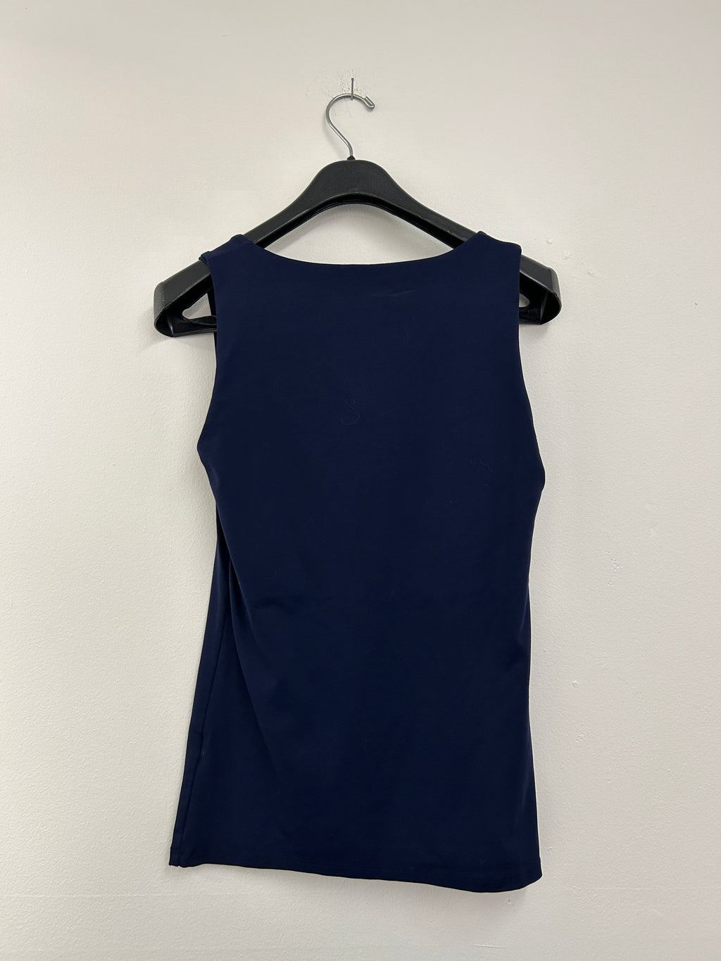 Camisole bleu marine minimaliste