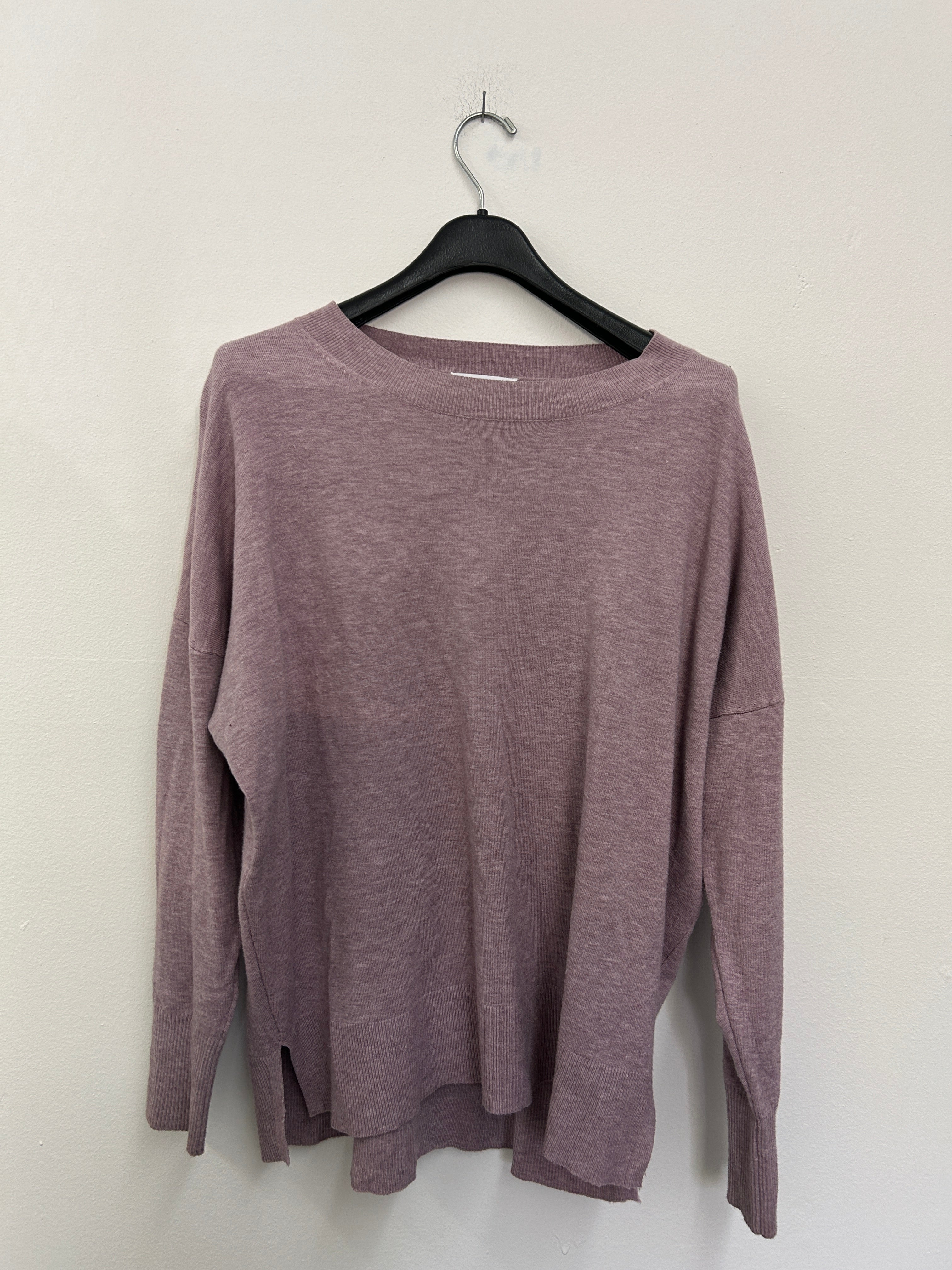 Chandail mauve doux à coupe décontractée – Milano