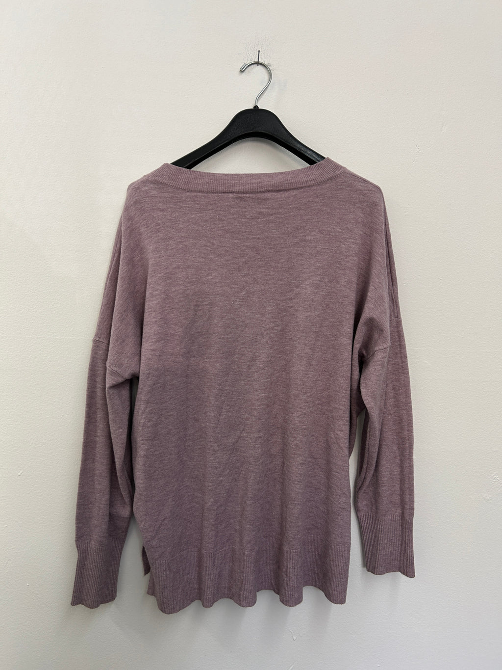 Chandail mauve doux à coupe décontractée – Milano