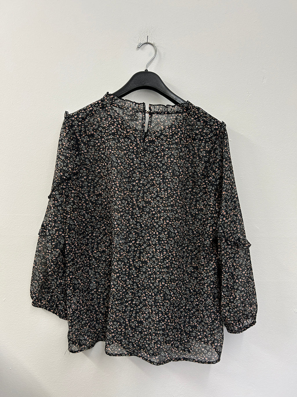 Blouse noire légère à petites fleurs – Twik