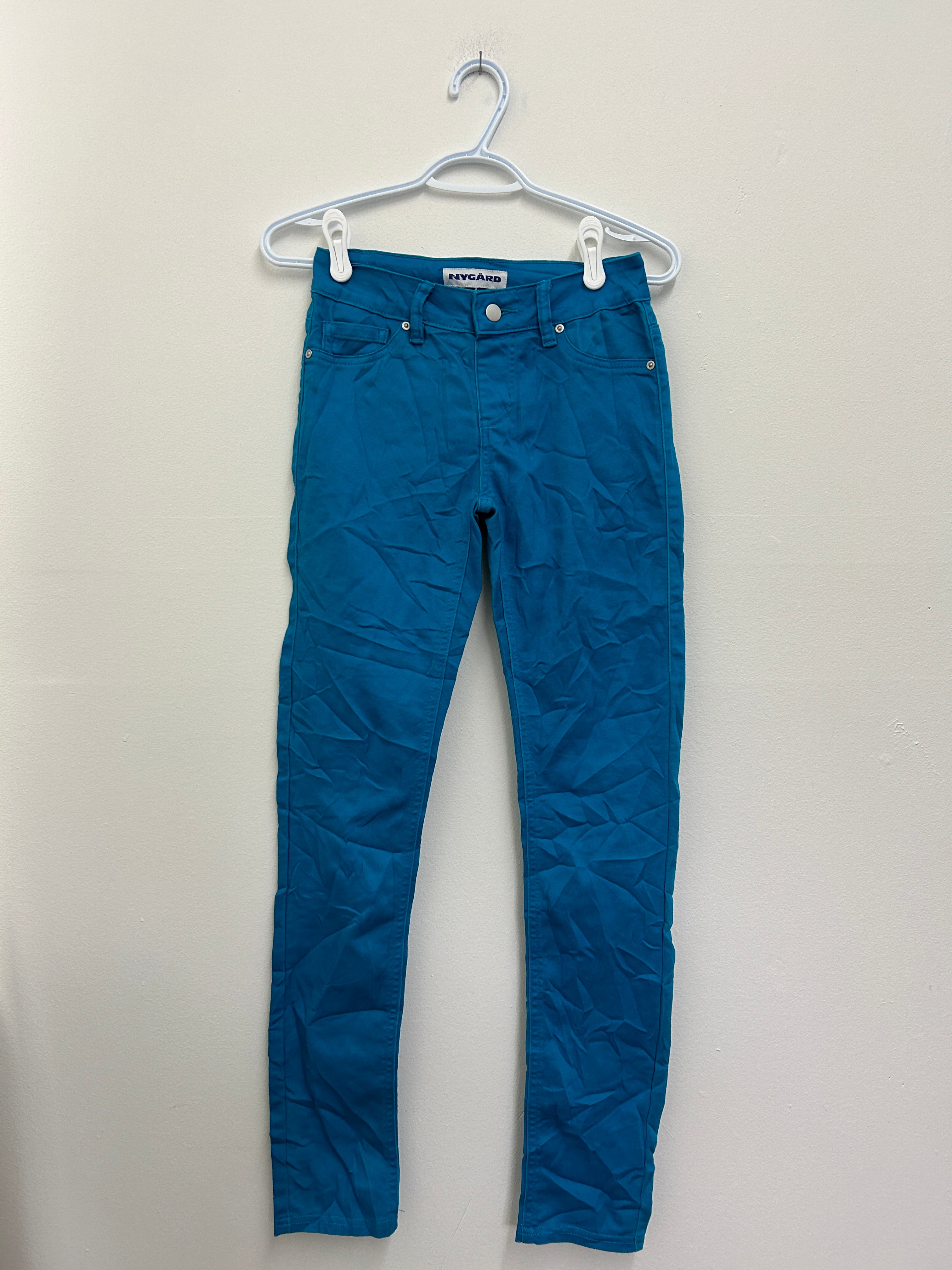 Pantalon ajusté bleu turquoise – Nygard