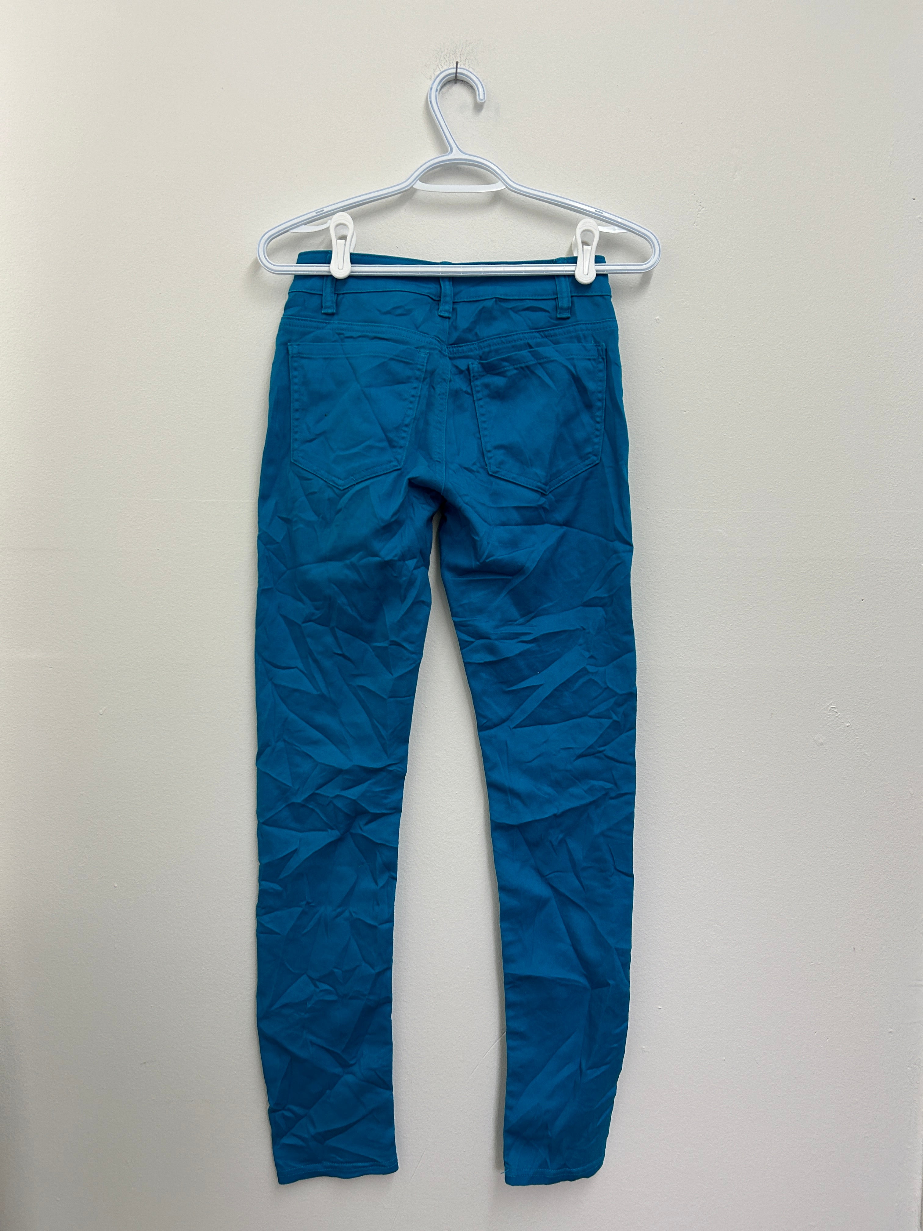 Pantalon ajusté bleu turquoise – Nygard
