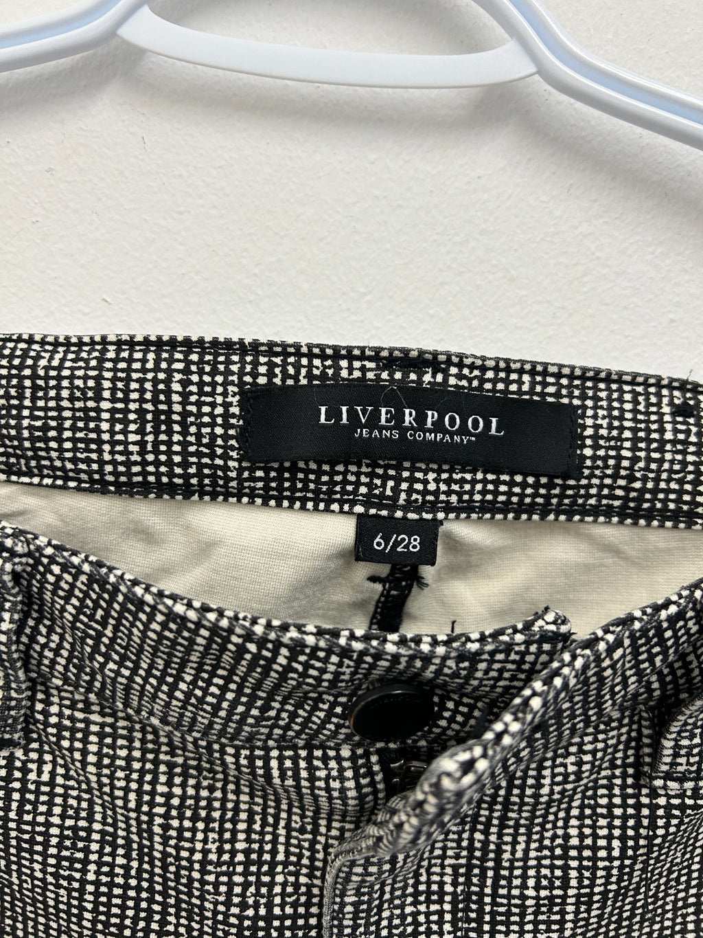 Pantalon habillé carroter blanc et noire – Liverpool