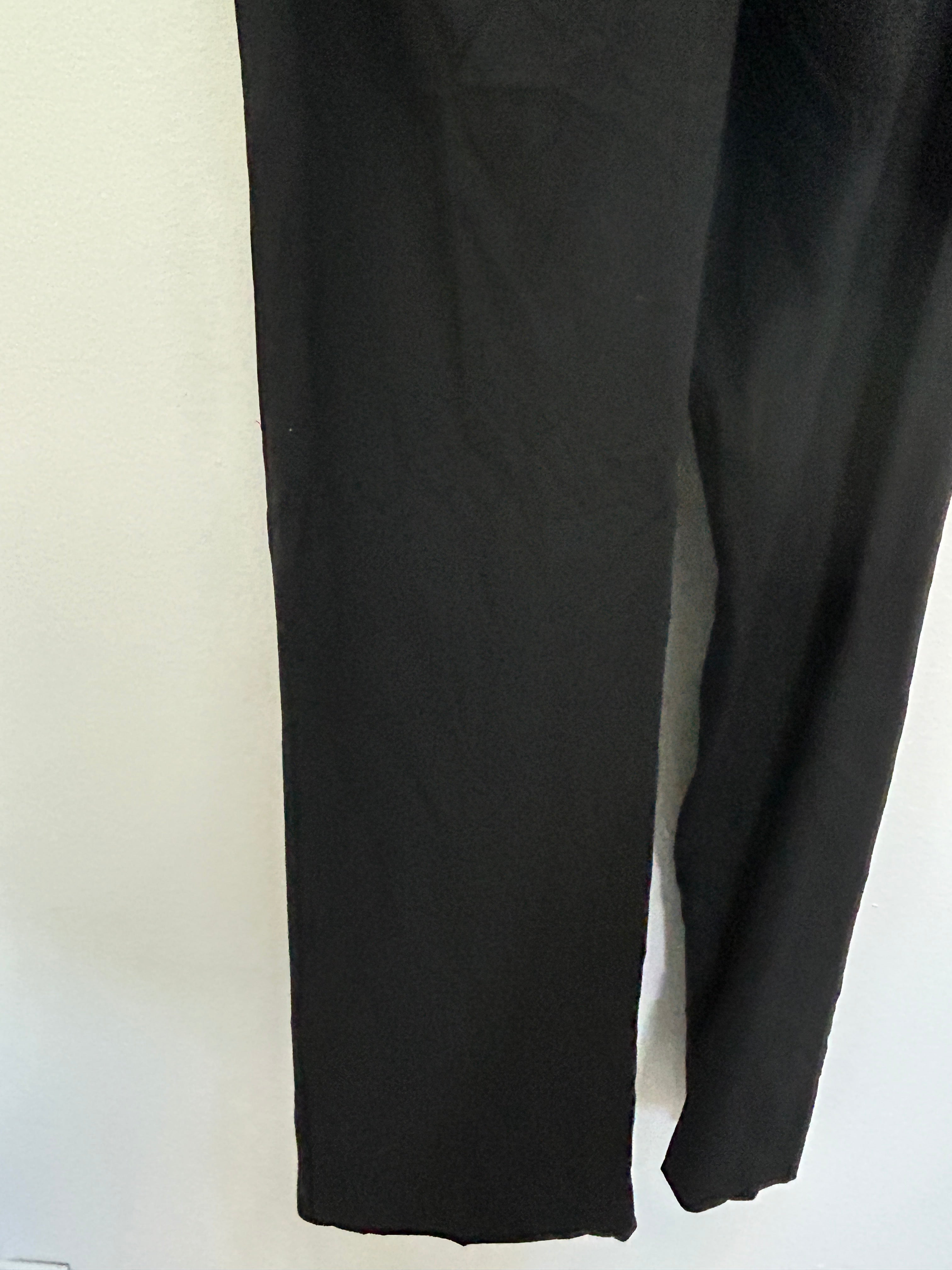 Pantalon habillé noir à fente avant – Suzy Shier