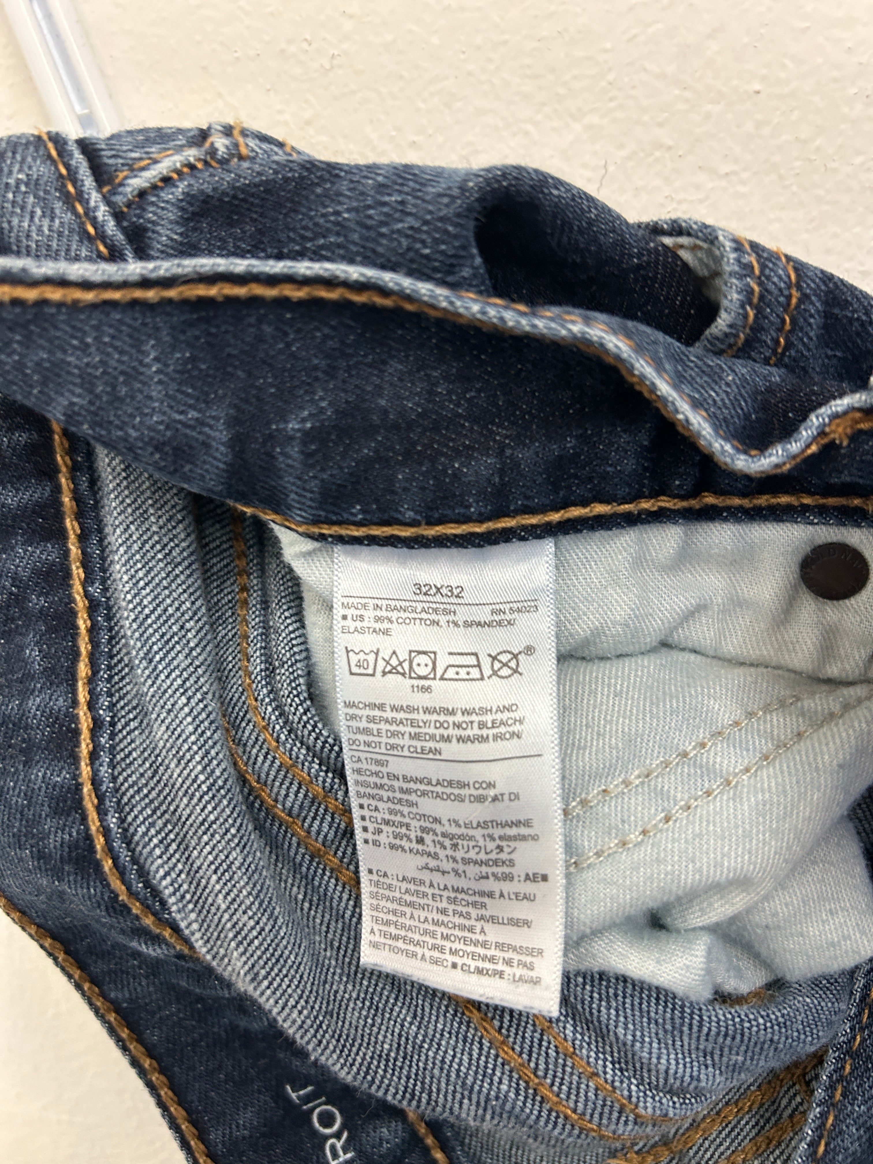 Jean bleu foncé coupe slim