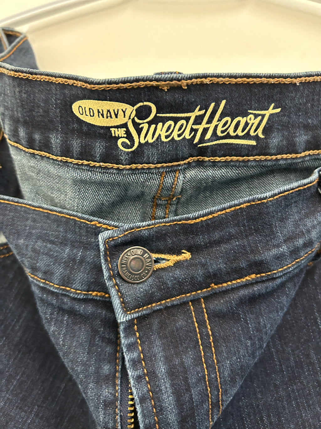 Jean bleu foncé évasé coupe bootcut