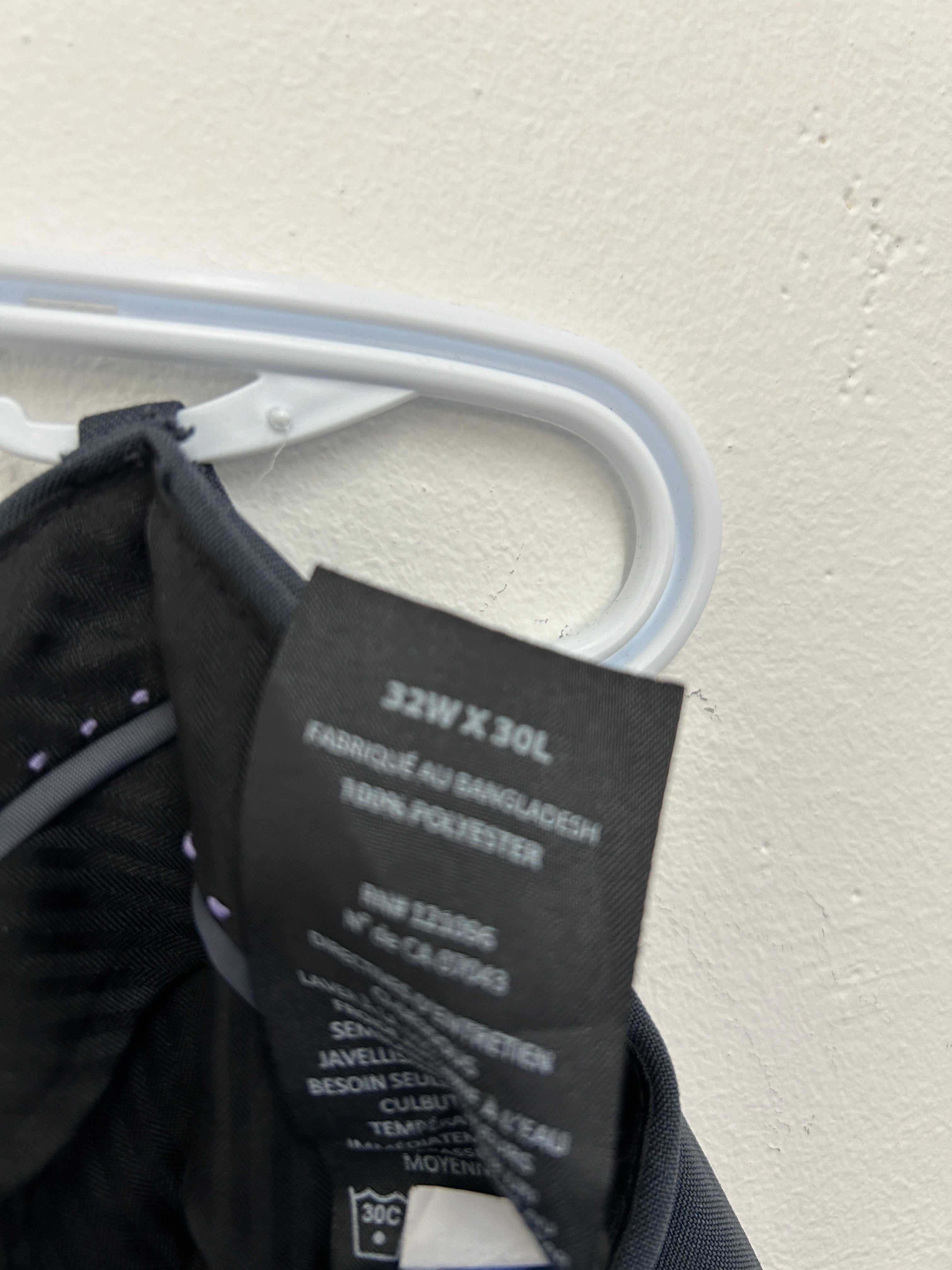 Pantalon habillé noir classique