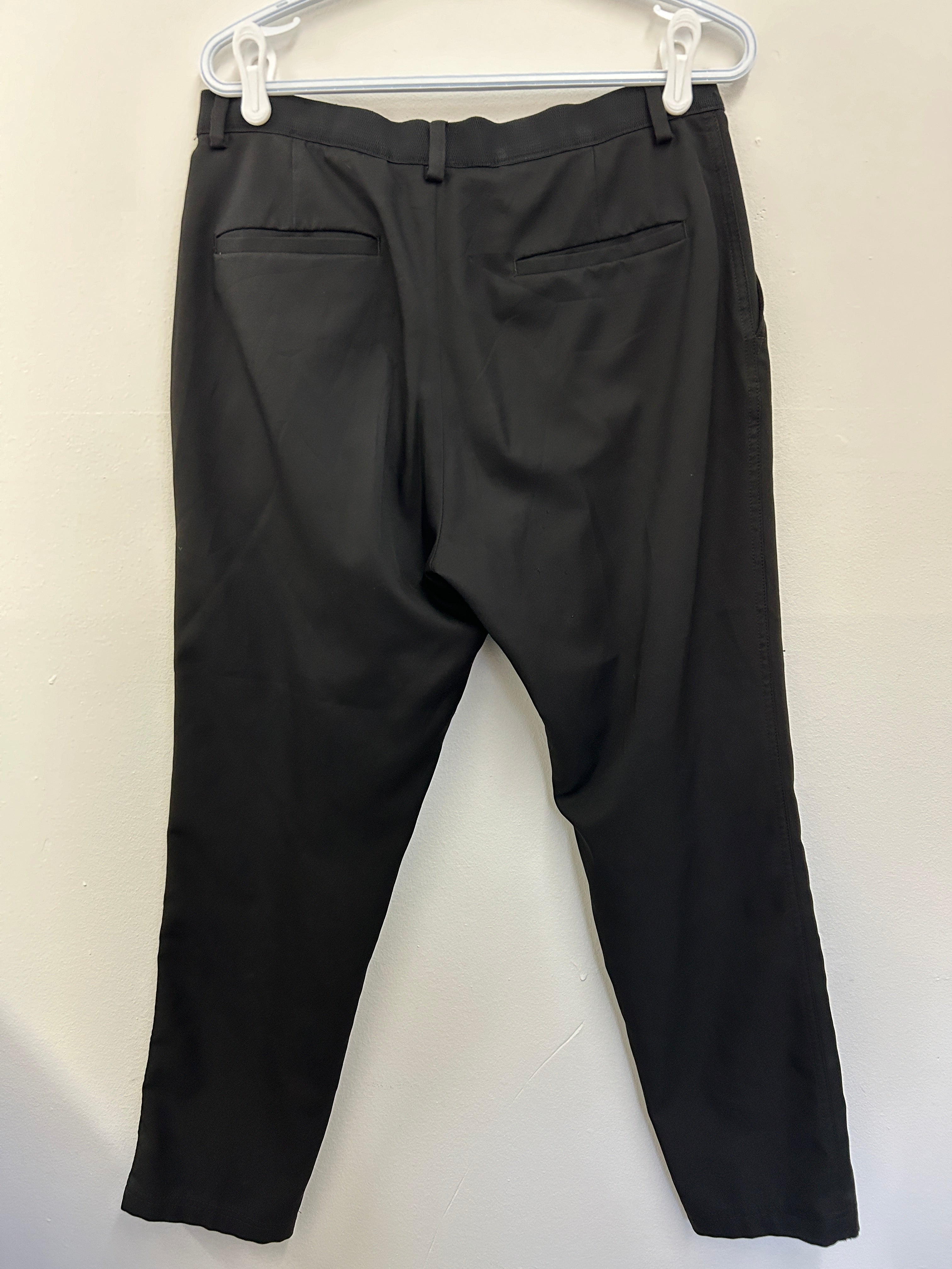 HAGGAR | Pantalon noir Active Flex™