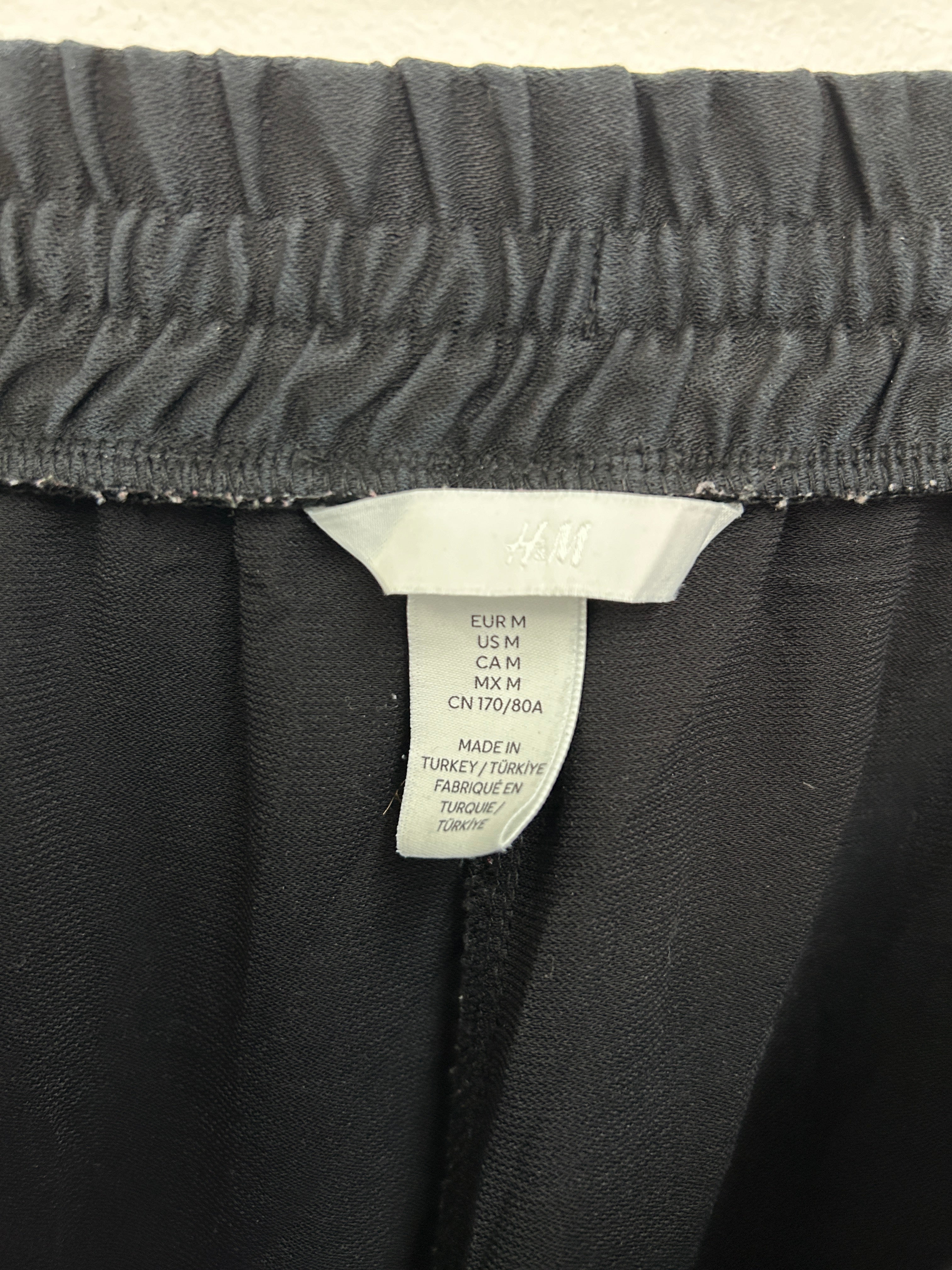 H&M | Pantalon noir fluide à taille élastique