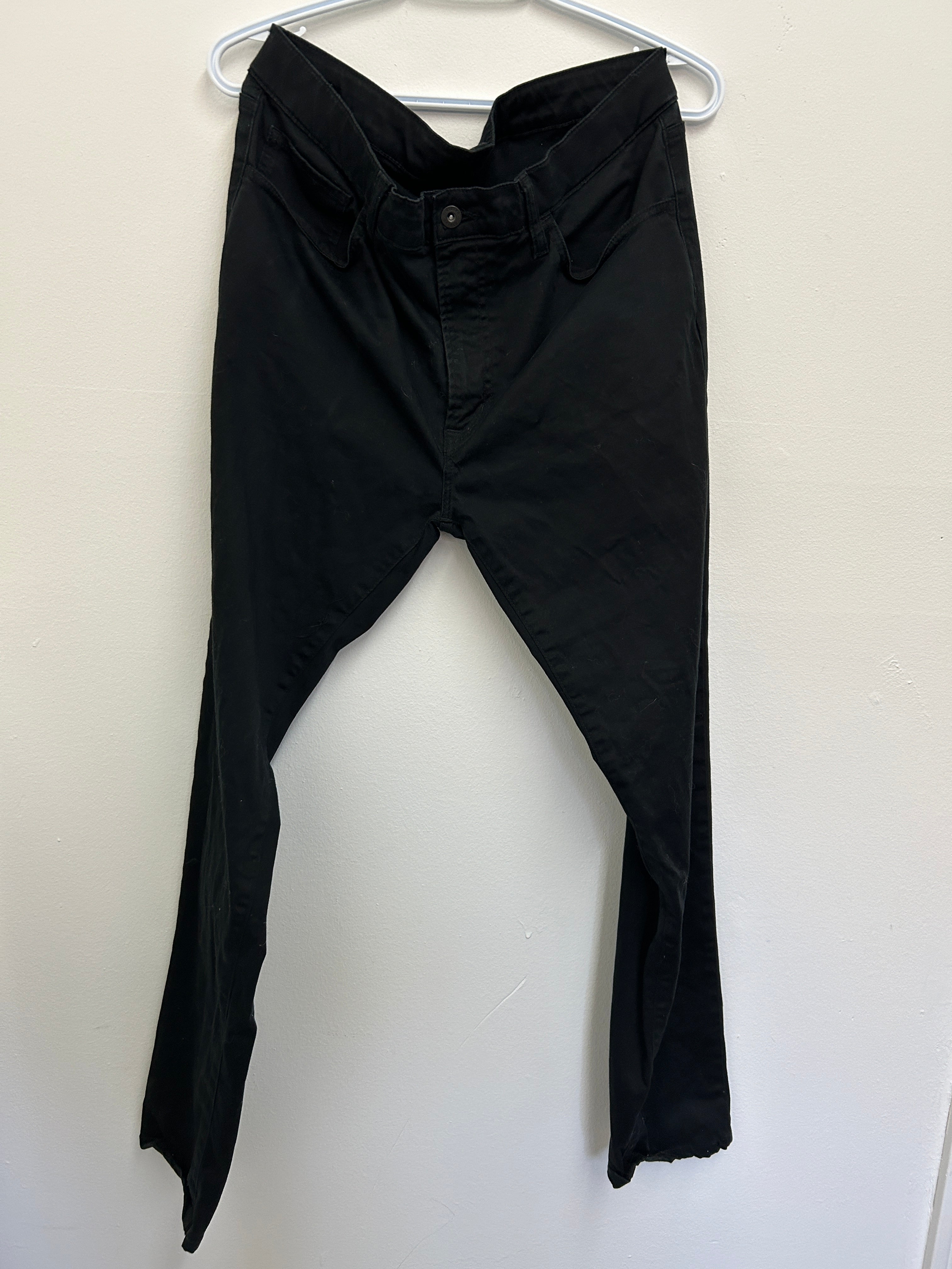 UNIQLO | Pantalon noir coupe ajustée