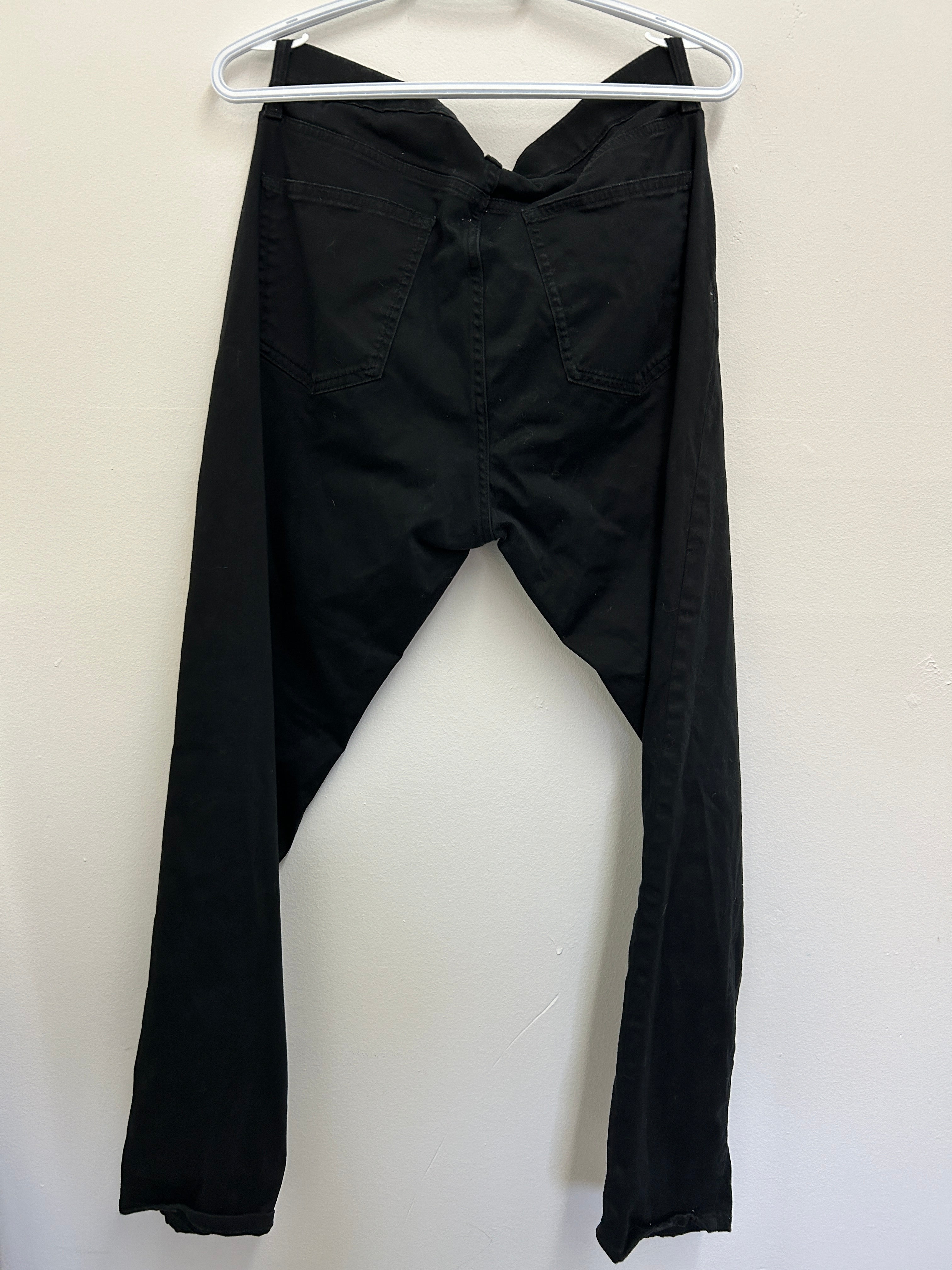 UNIQLO | Pantalon noir coupe ajustée