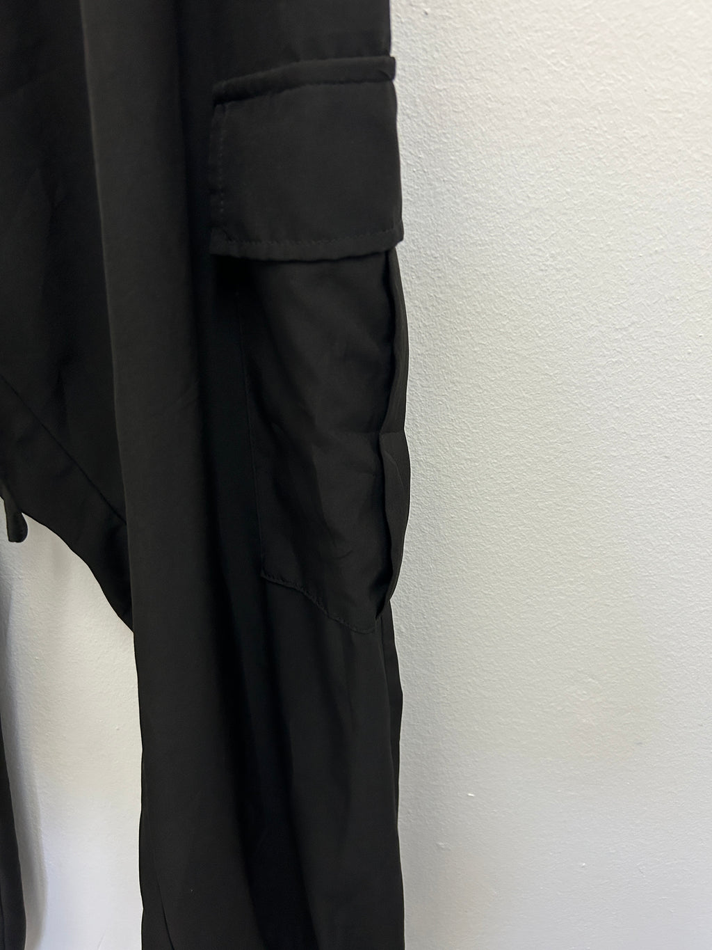 Pantalon cargo noir à taille élastique