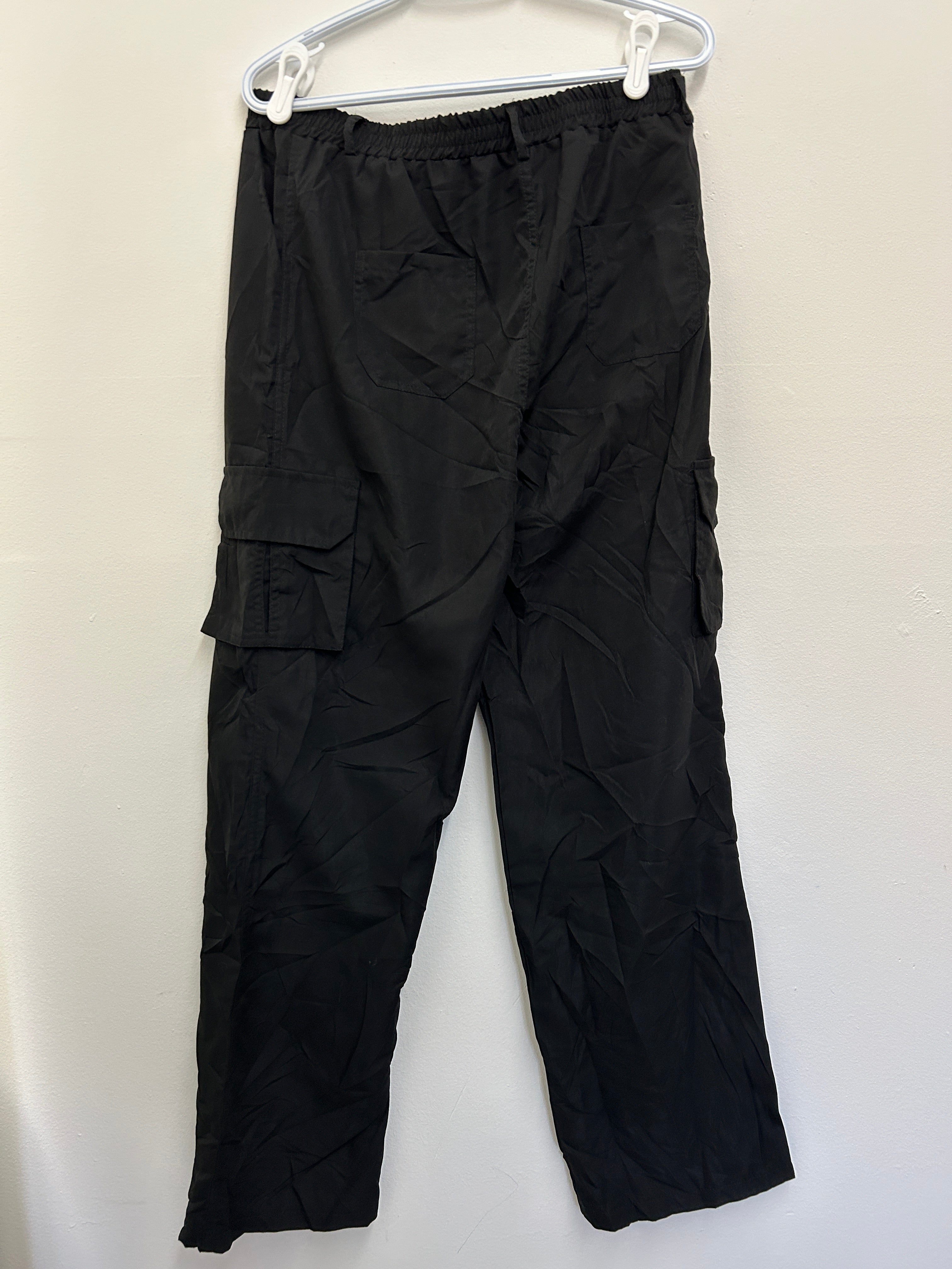Pantalon cargo noir classique