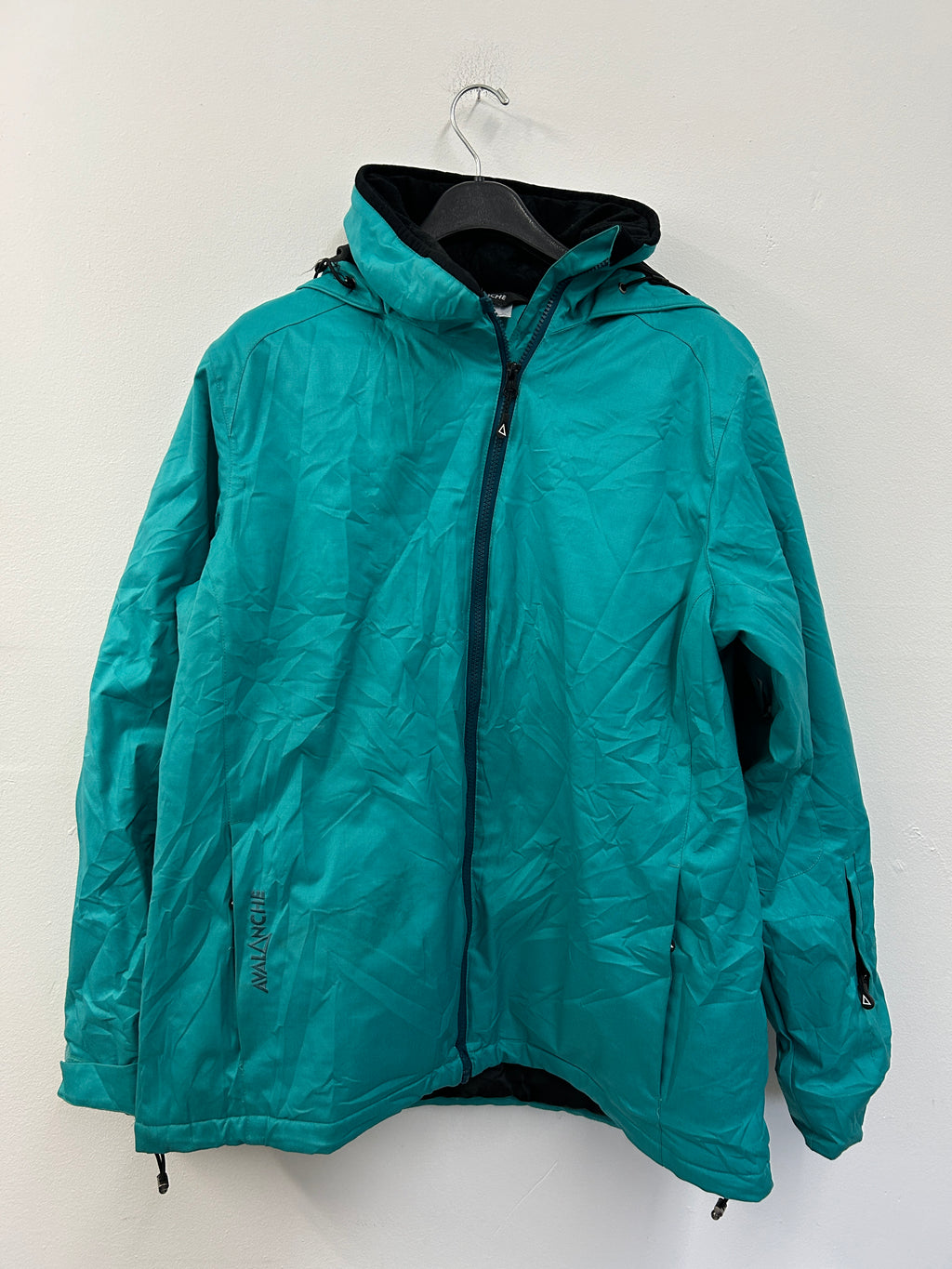 Avalanche | Manteau coupe-vent ajustable à capuchon