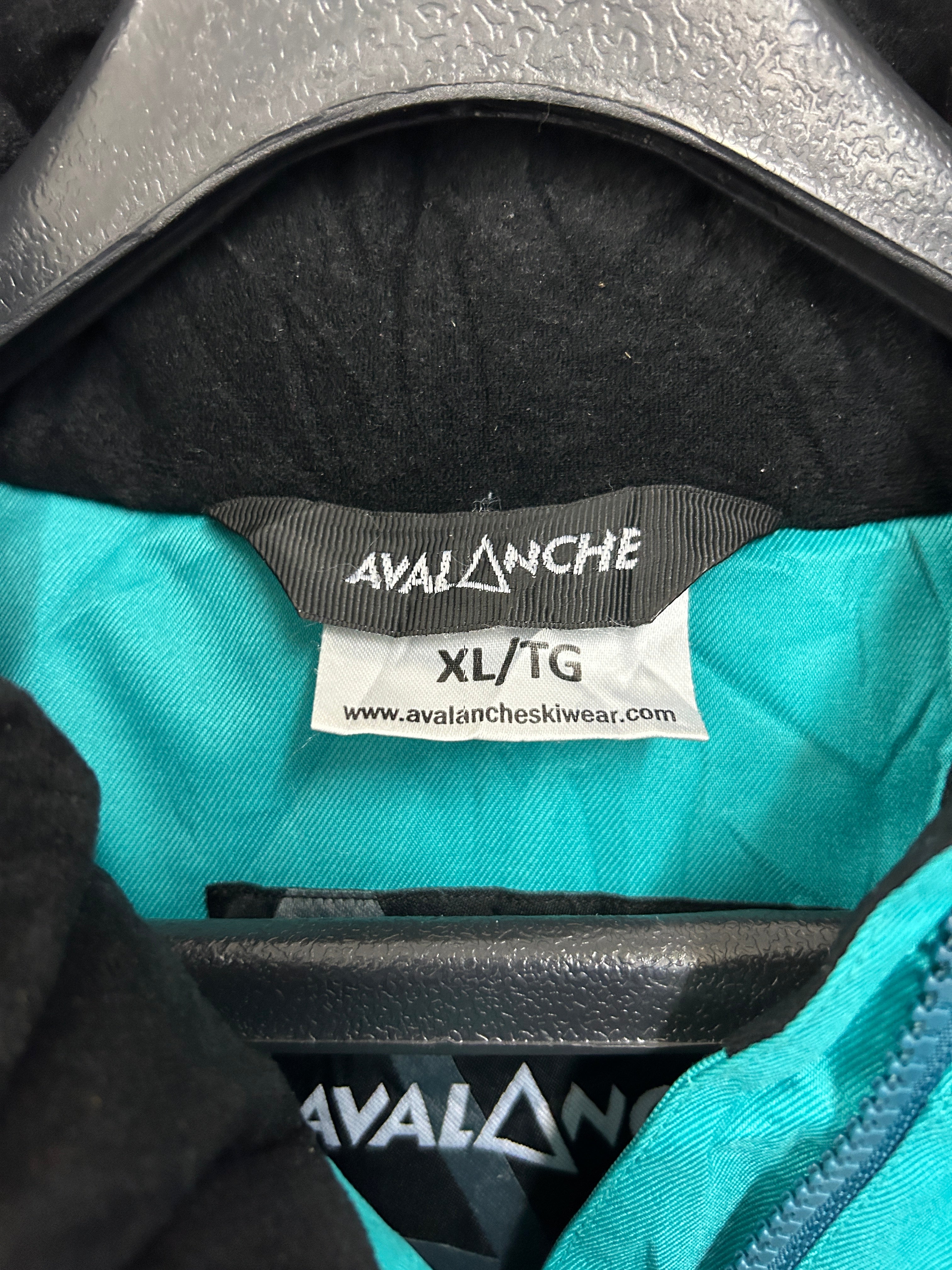 Avalanche | Manteau coupe-vent ajustable à capuchon