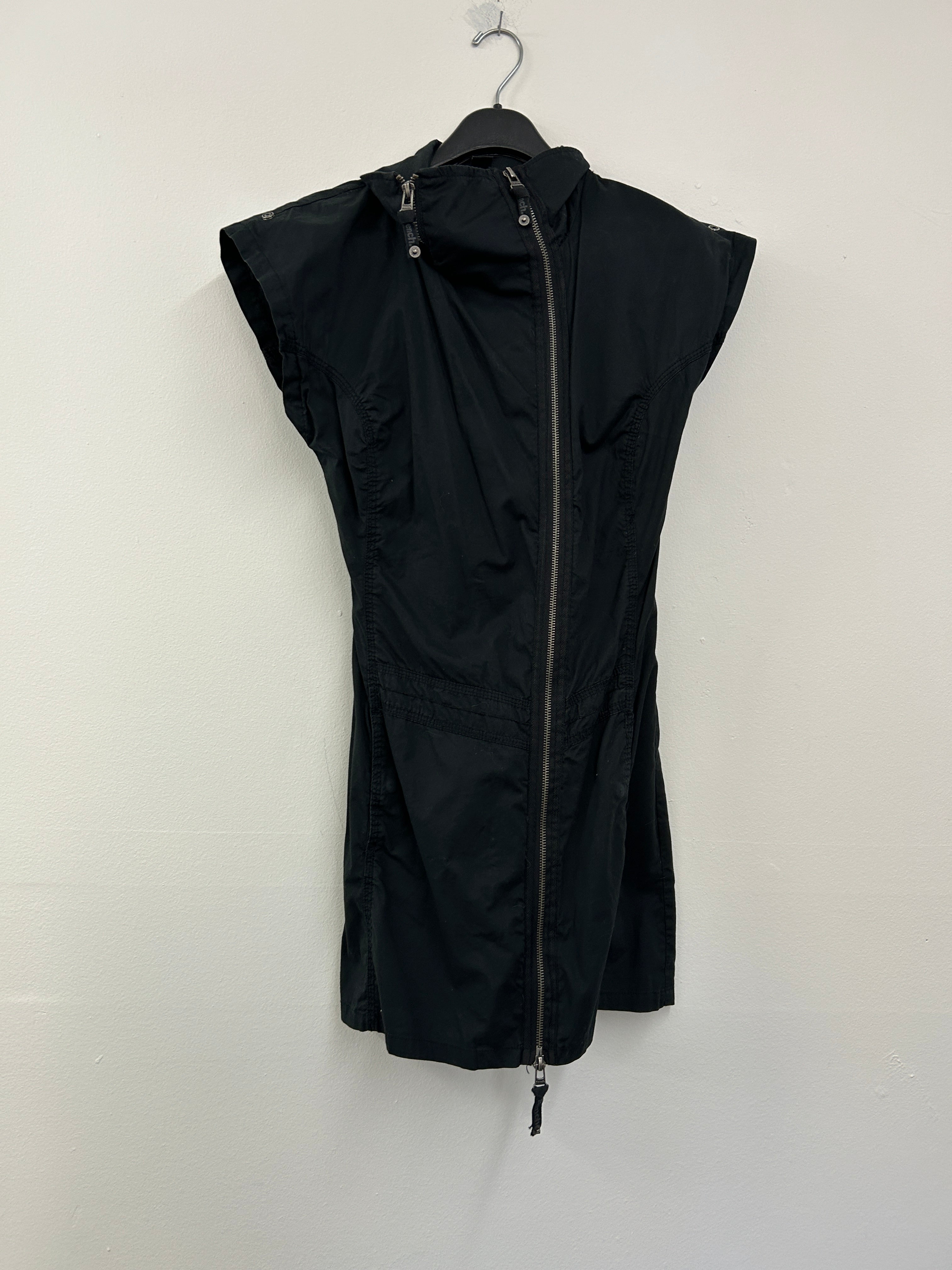 Robe sans manches zippée — Bench