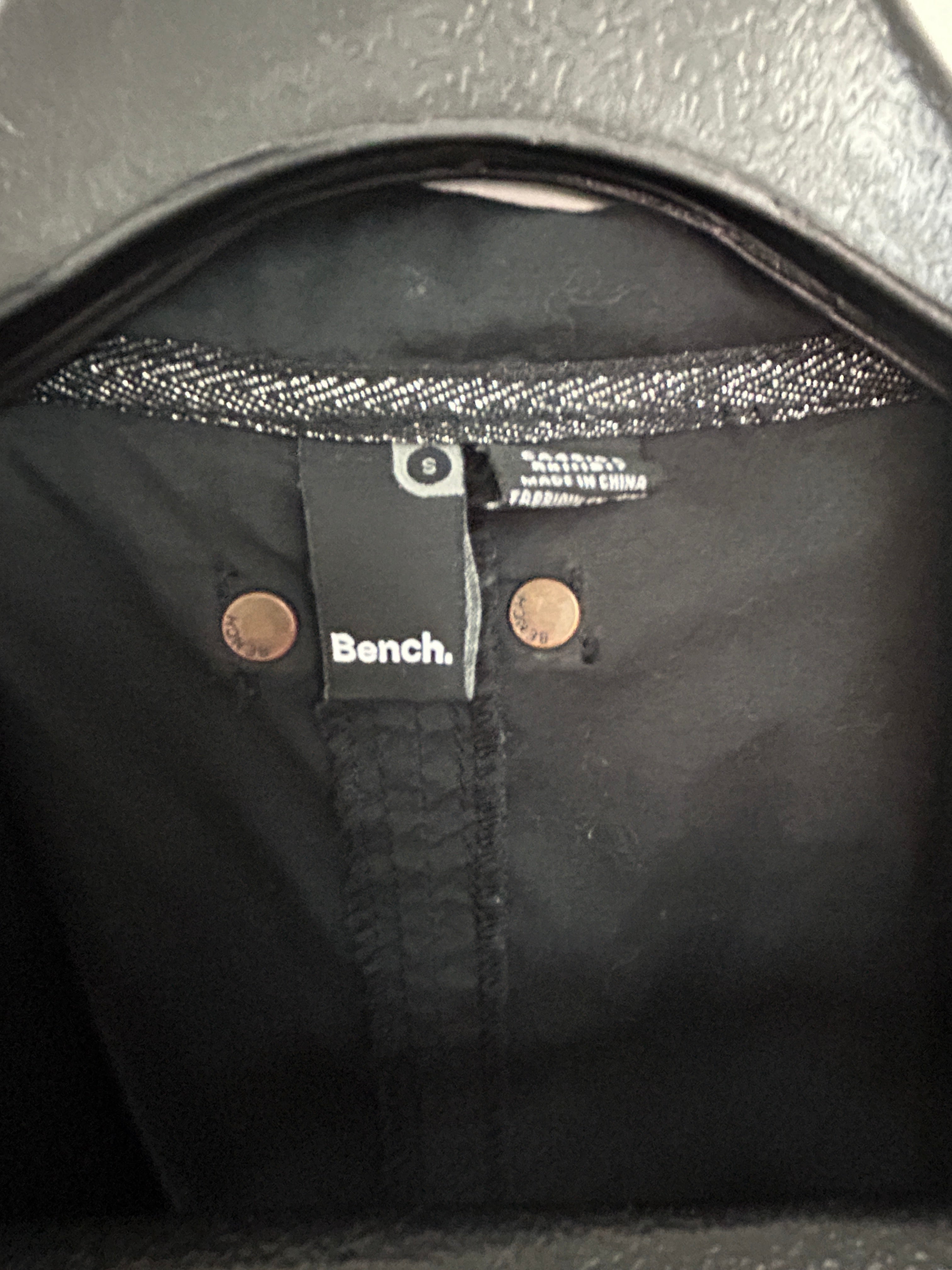 Robe sans manches zippée — Bench