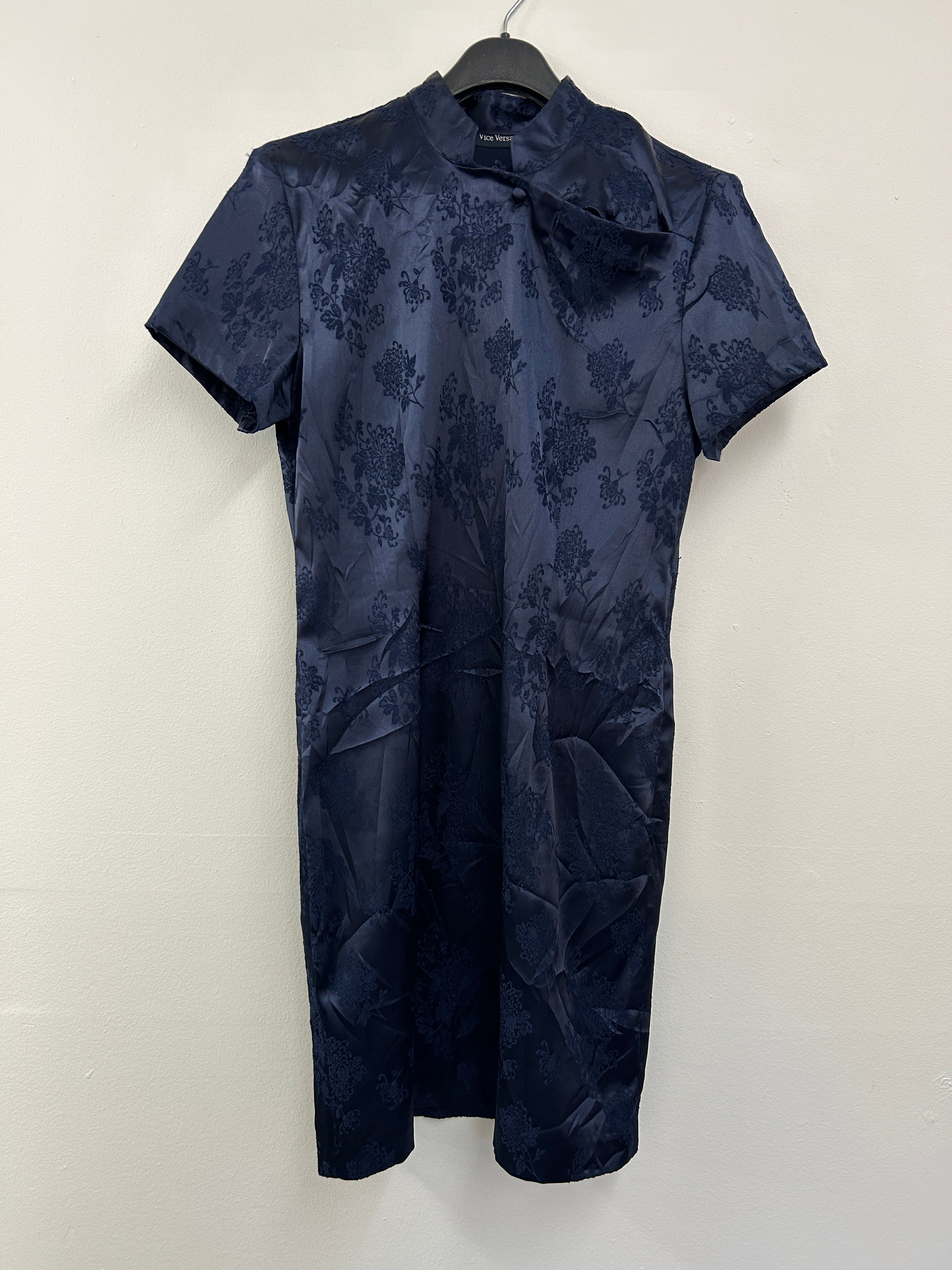 Robe bleu marine style japonais — Vice Versa