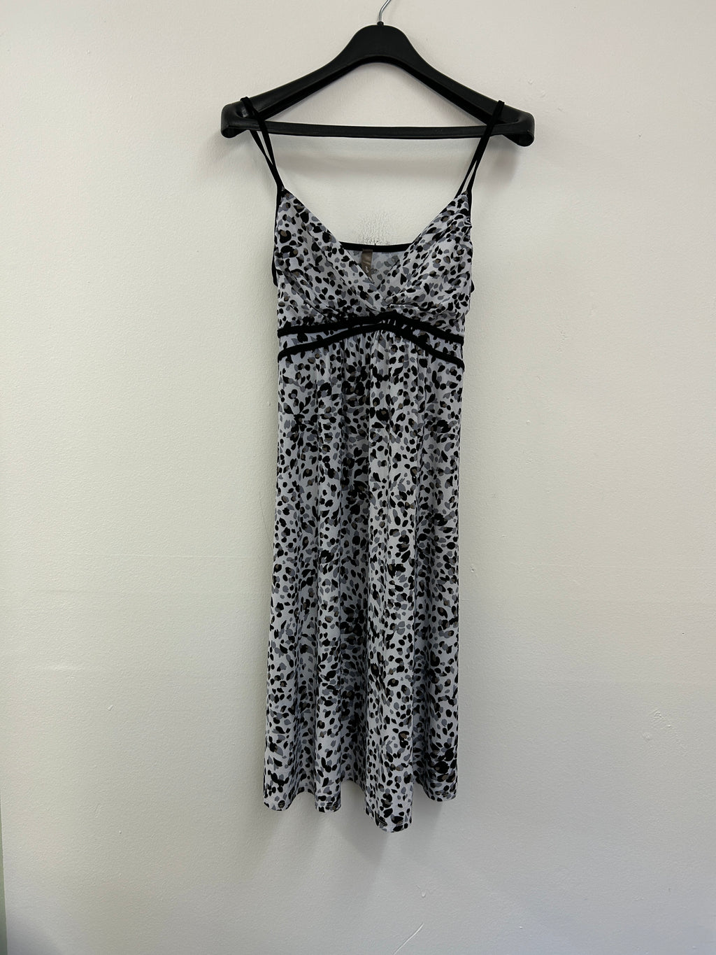 Robe légère à bretelles fines motif tacheté — Thyme