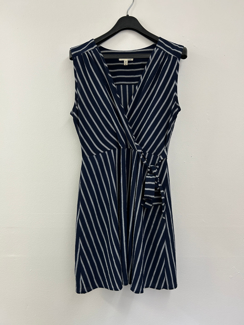 Robe portefeuille rayée bleu marine – Monteau