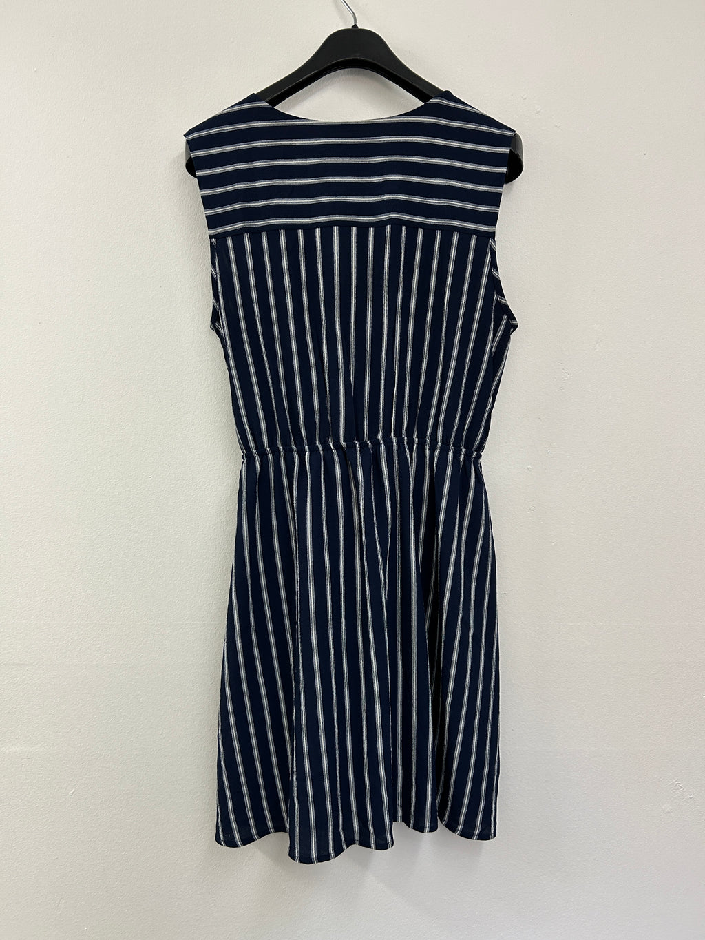 Robe portefeuille rayée bleu marine – Monteau