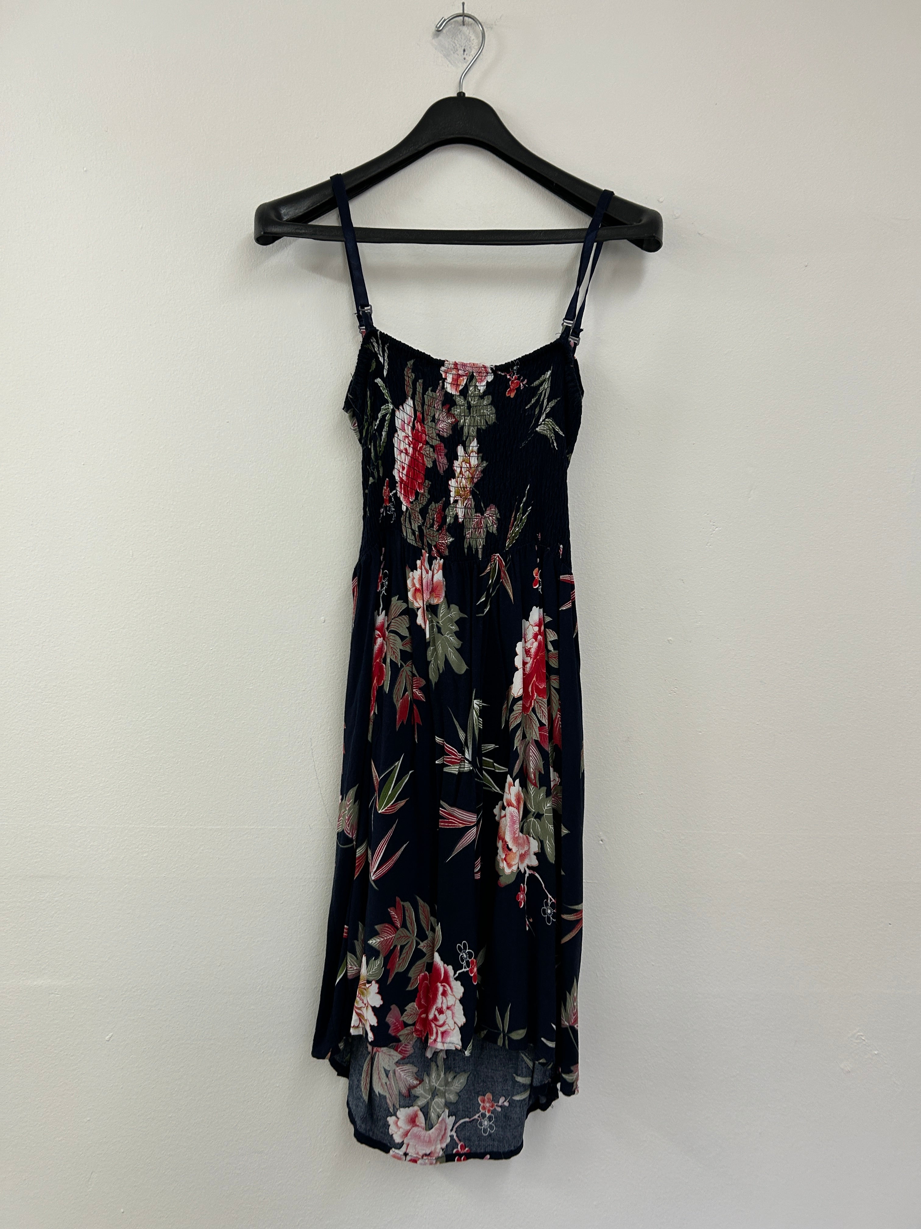 Robe fleurie à bretelles fines – Cielo