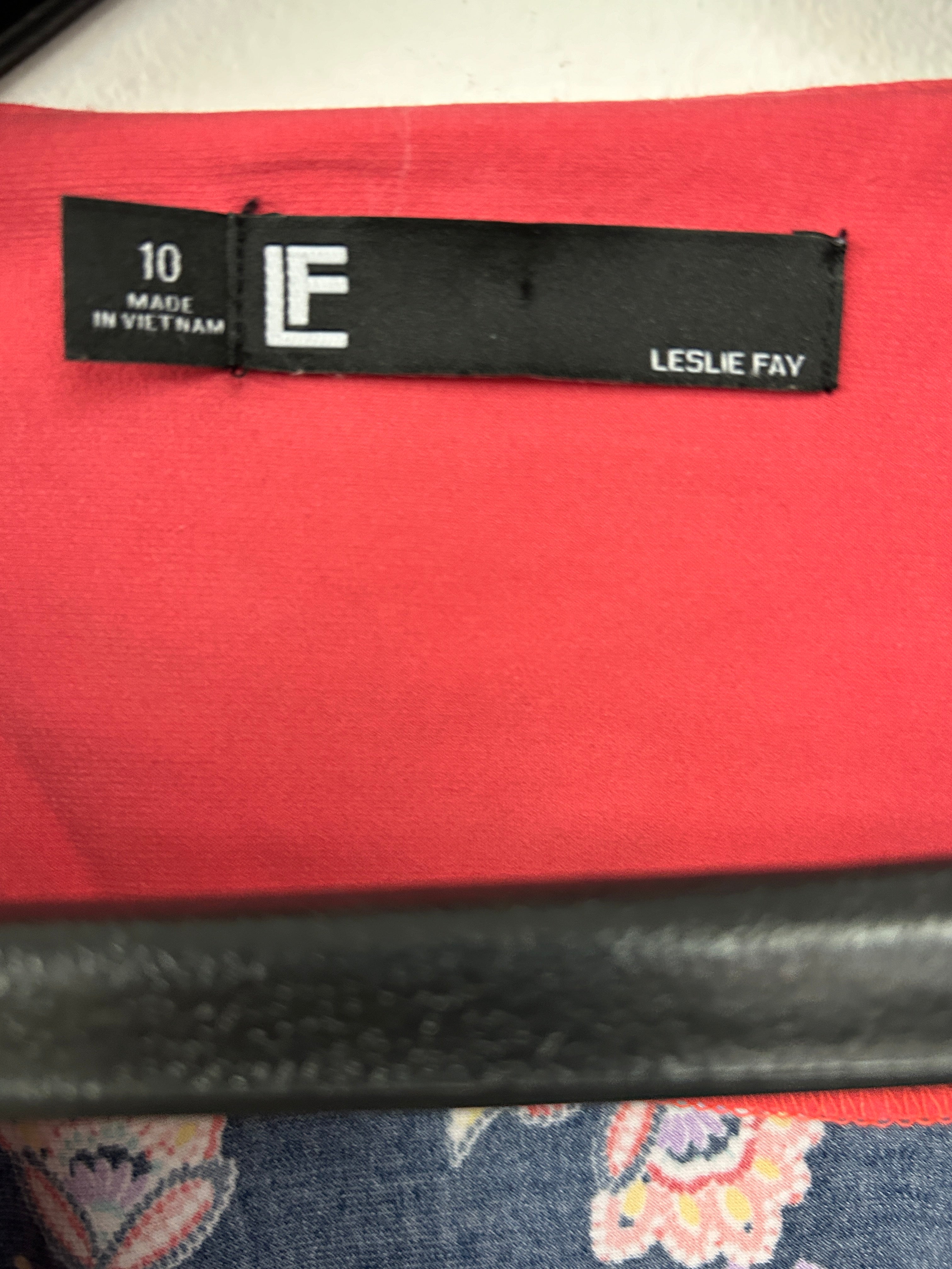 Robe droite à manches évasées – Motif cachemire texturé Leslie Fay