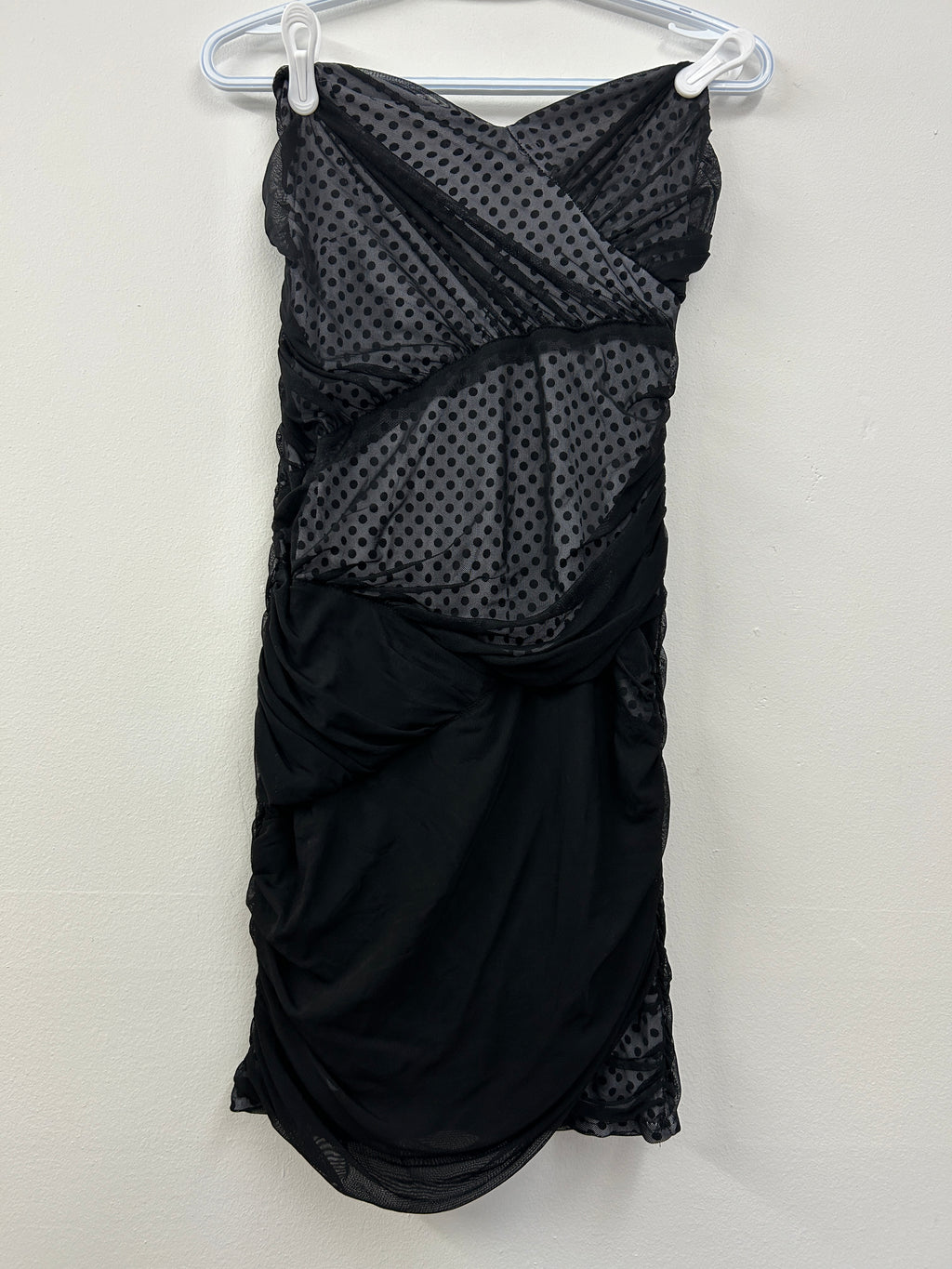 Mini robe à pois et drapée – Plastic