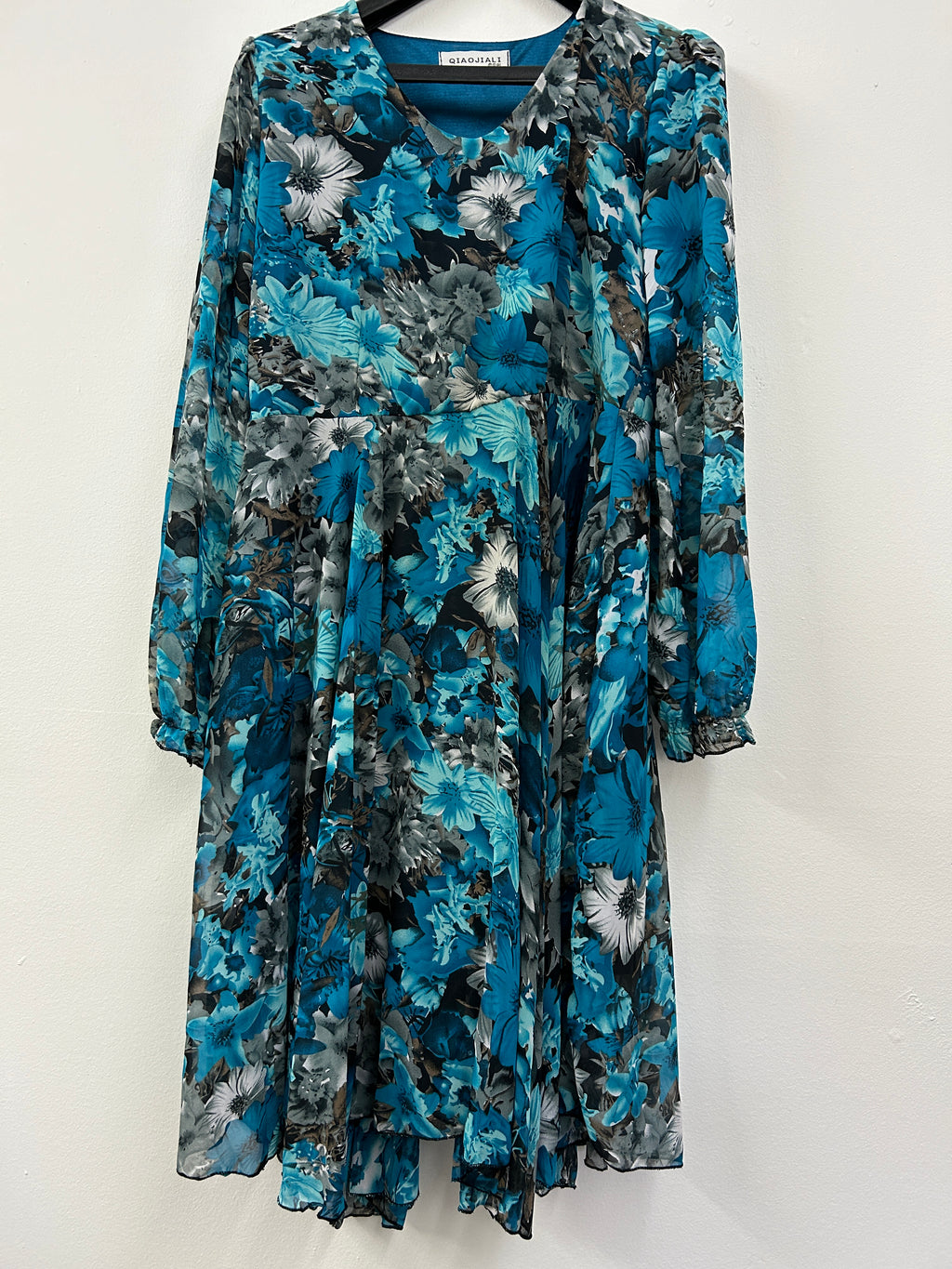 Robe midi fluide à fleurs bleues