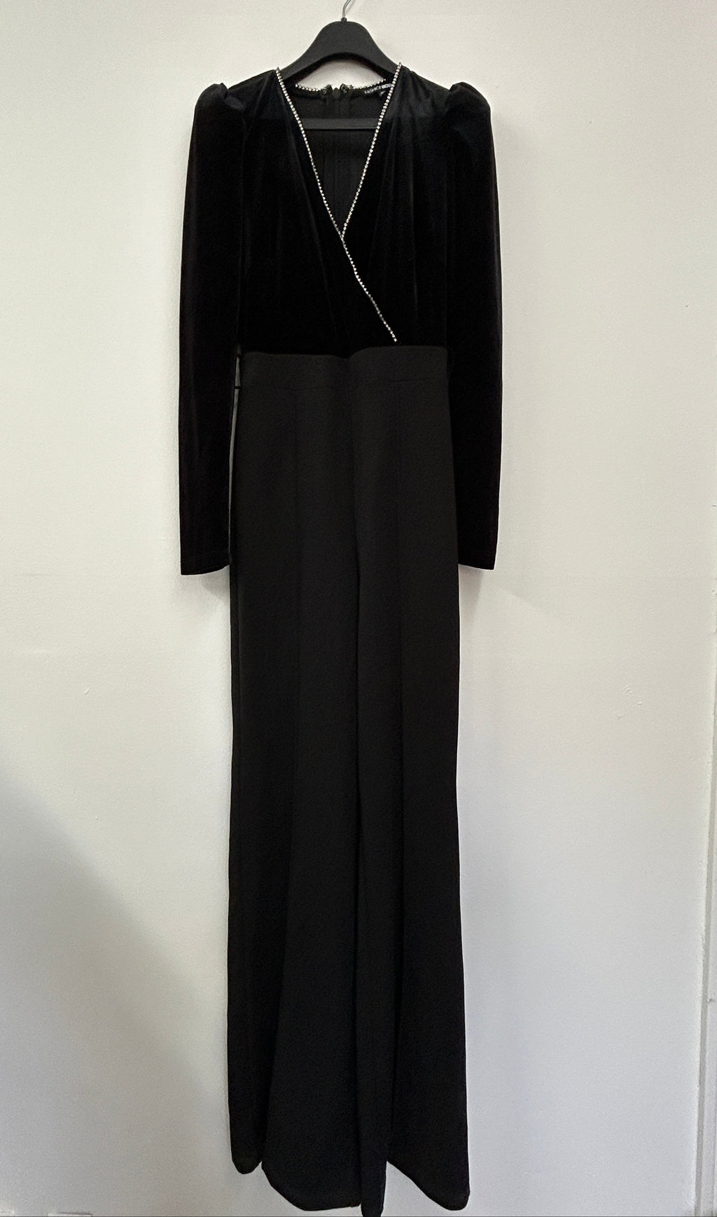 Combinaison élégante à manches longues