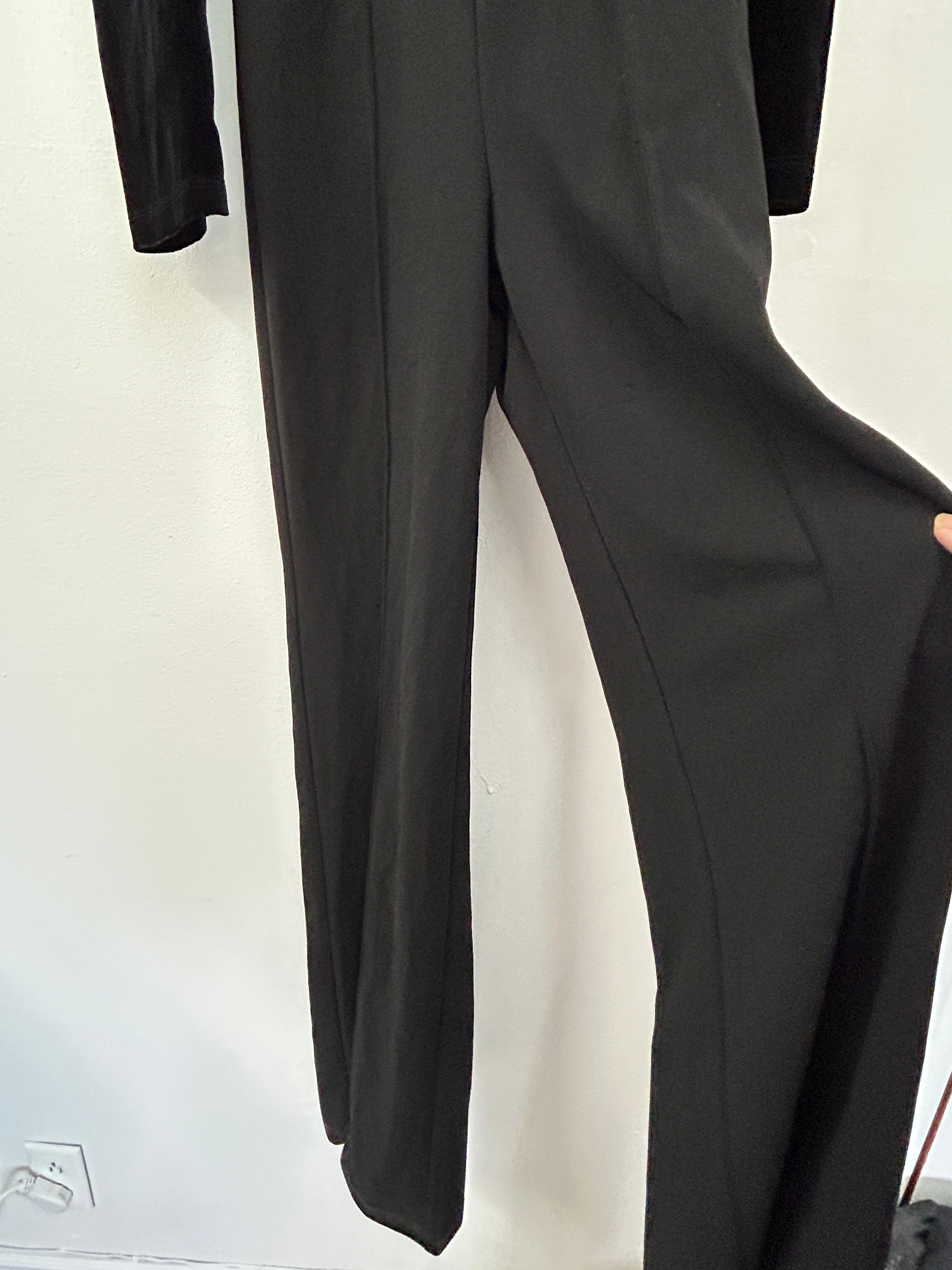 Combinaison élégante à manches longues